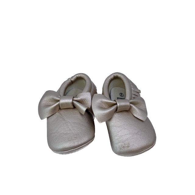 Romirus Girls Champagne Shoes Size: 2 Infant Champagne