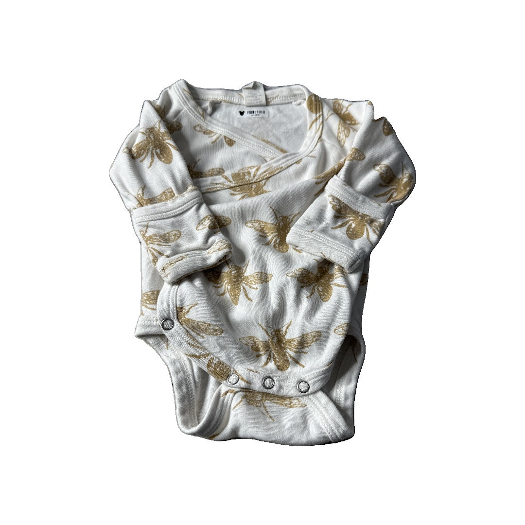 Kate Quinn Unisex cream | Bees Onesie Size: 3-6 months cream | Bees