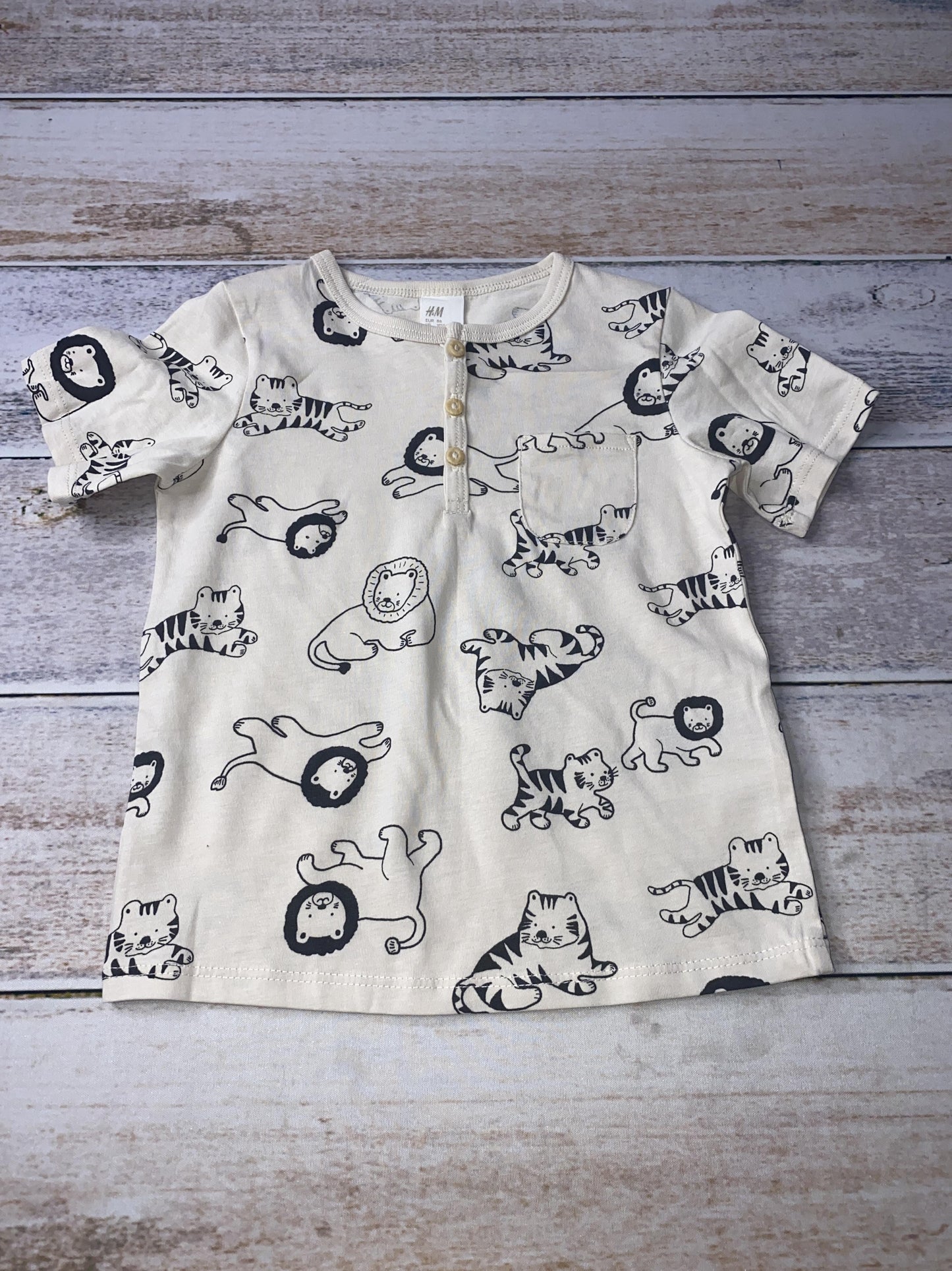 H&M Unisex cream | Black | animals T-Shirt Size: 12-18 months cream | Black | animals