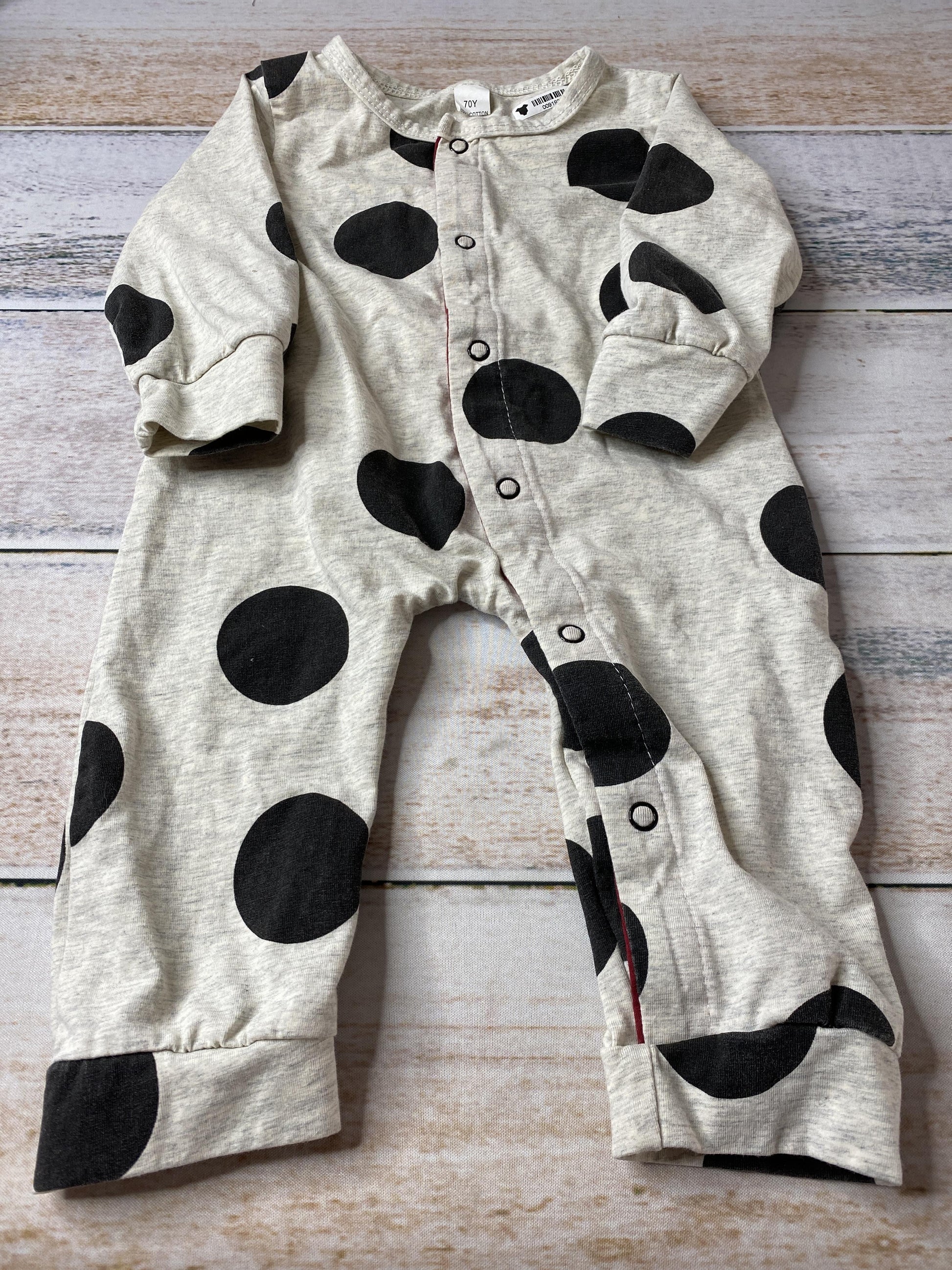 Unknown Girls cream | Black Long Sleeve Outfit Size: 6-9 months cream | Black