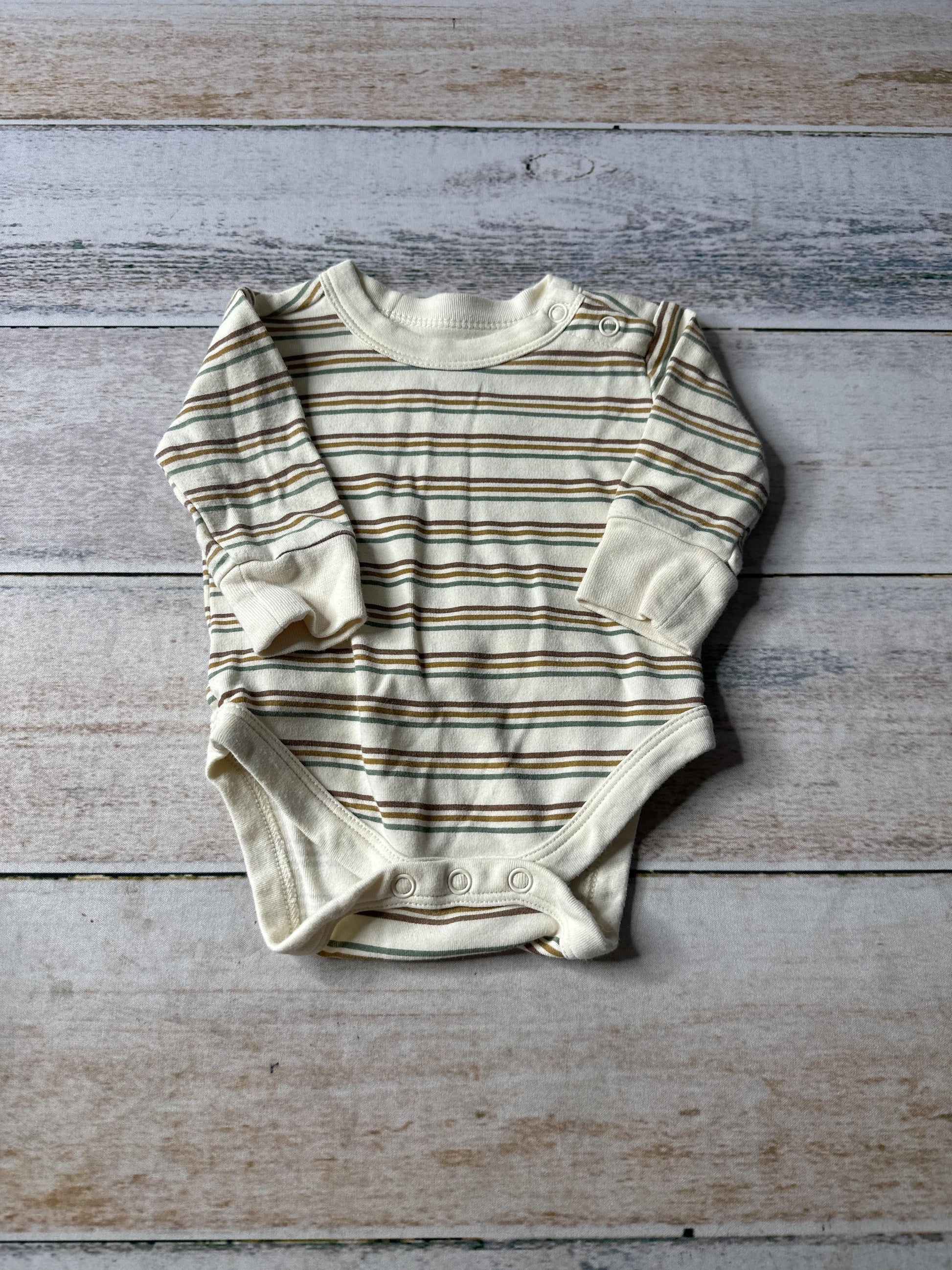 Goumi Boys cream | Brown | Army Green | Striped Onesie Size: 0-3 months cream | Brown | Army Green | Striped