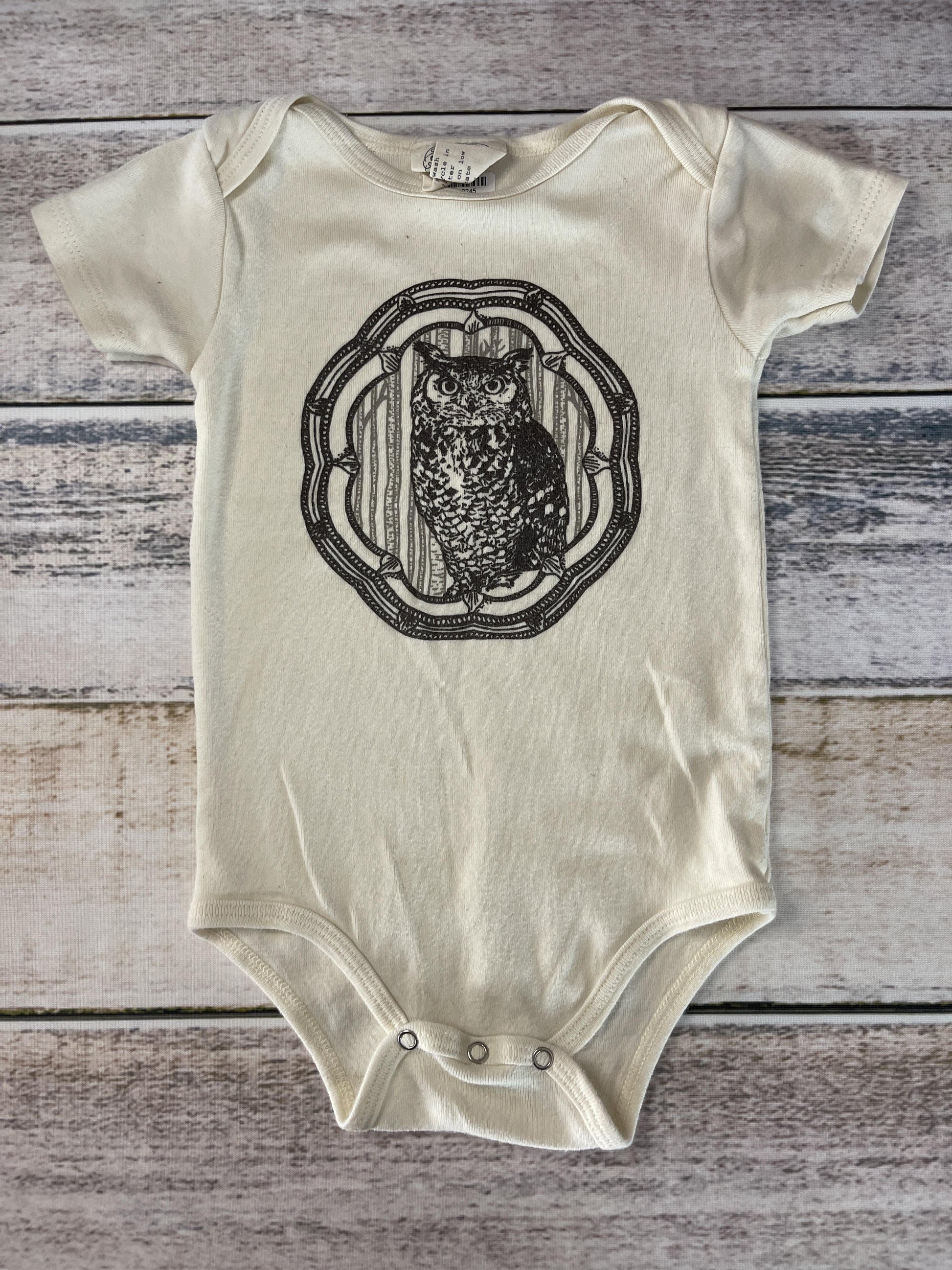 Loop Unisex cream | Brown | Black Onesie Size: 12-18 months cream | Brown | Black