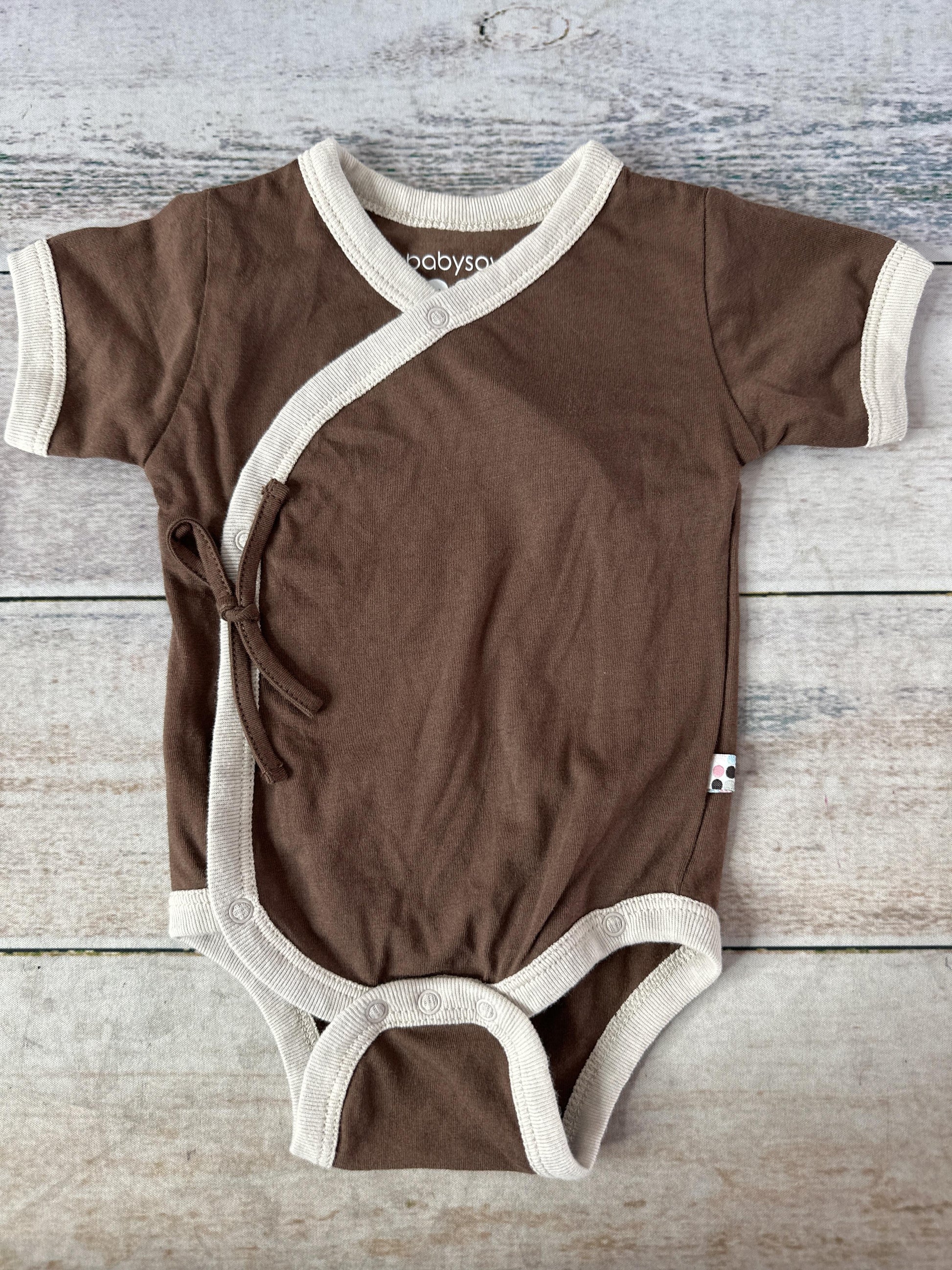 Babysoy Boys cream | Brown Onesie Size: 0-3 months cream | Brown