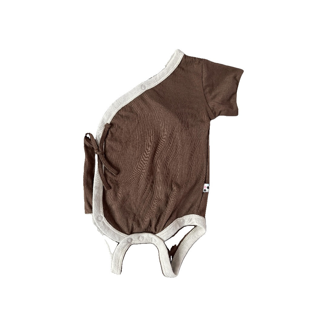 Babysoy Boys cream | Brown Onesie Size: 0-3 months cream | Brown