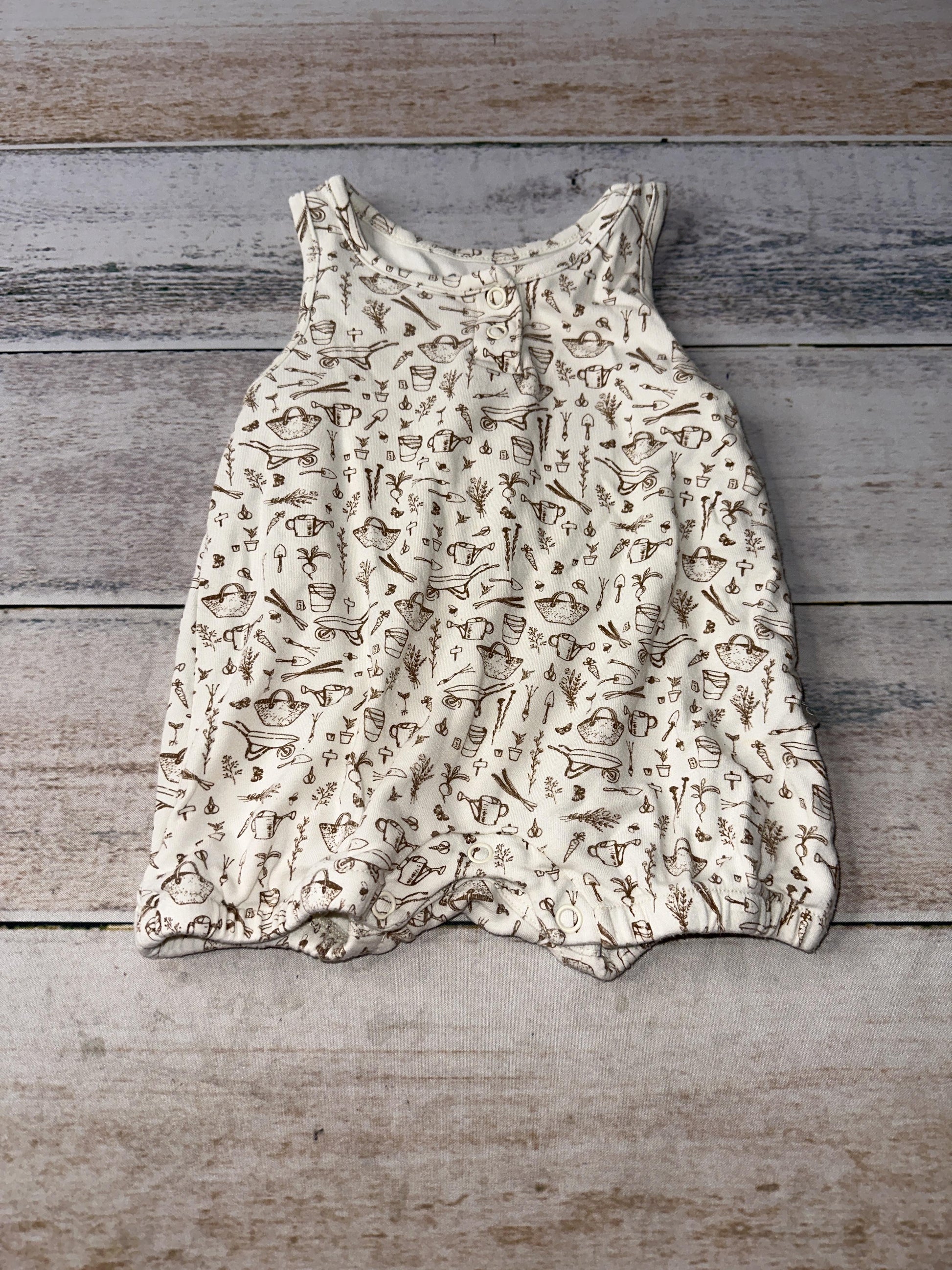 Tenth + Pine Unisex cream | Brown Onesie Size: 3-6 months cream | Brown