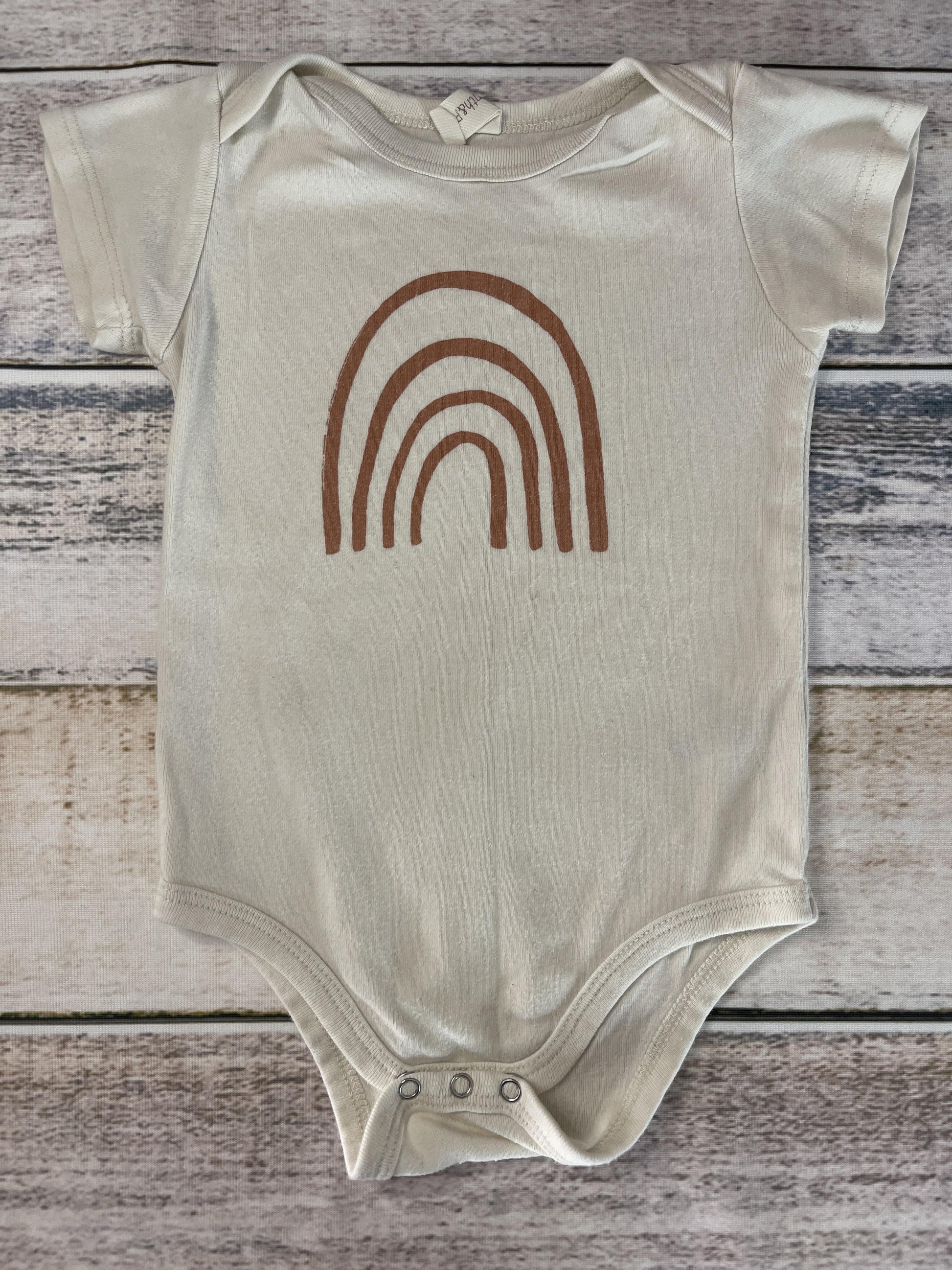 Tenth + Pine Unisex cream | Brown Onesie Size: 12-18 months cream | Brown