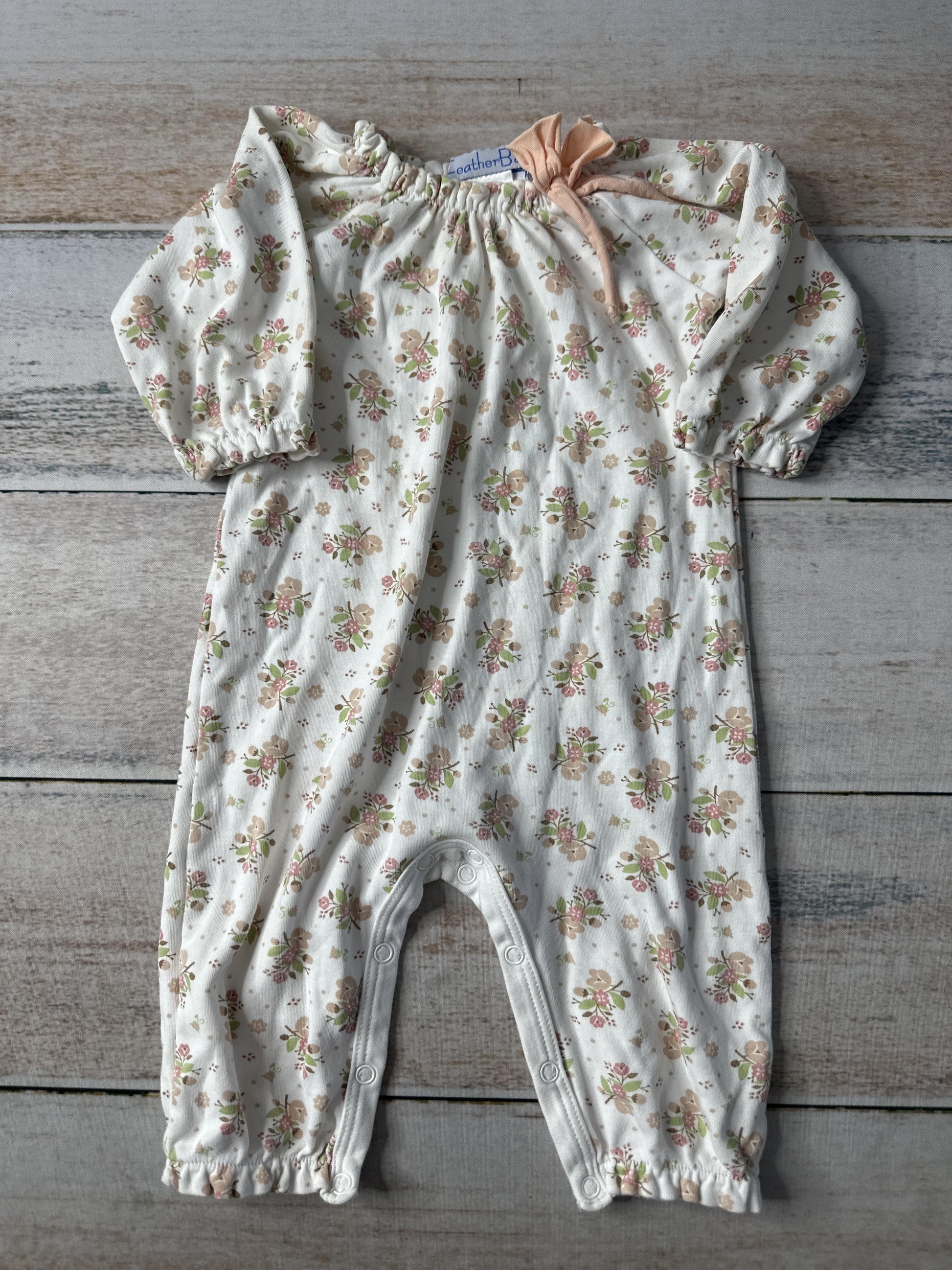 Feather Baby Girls cream | Floral Long Sleeve Outfit Size: 3-6 months cream | Floral