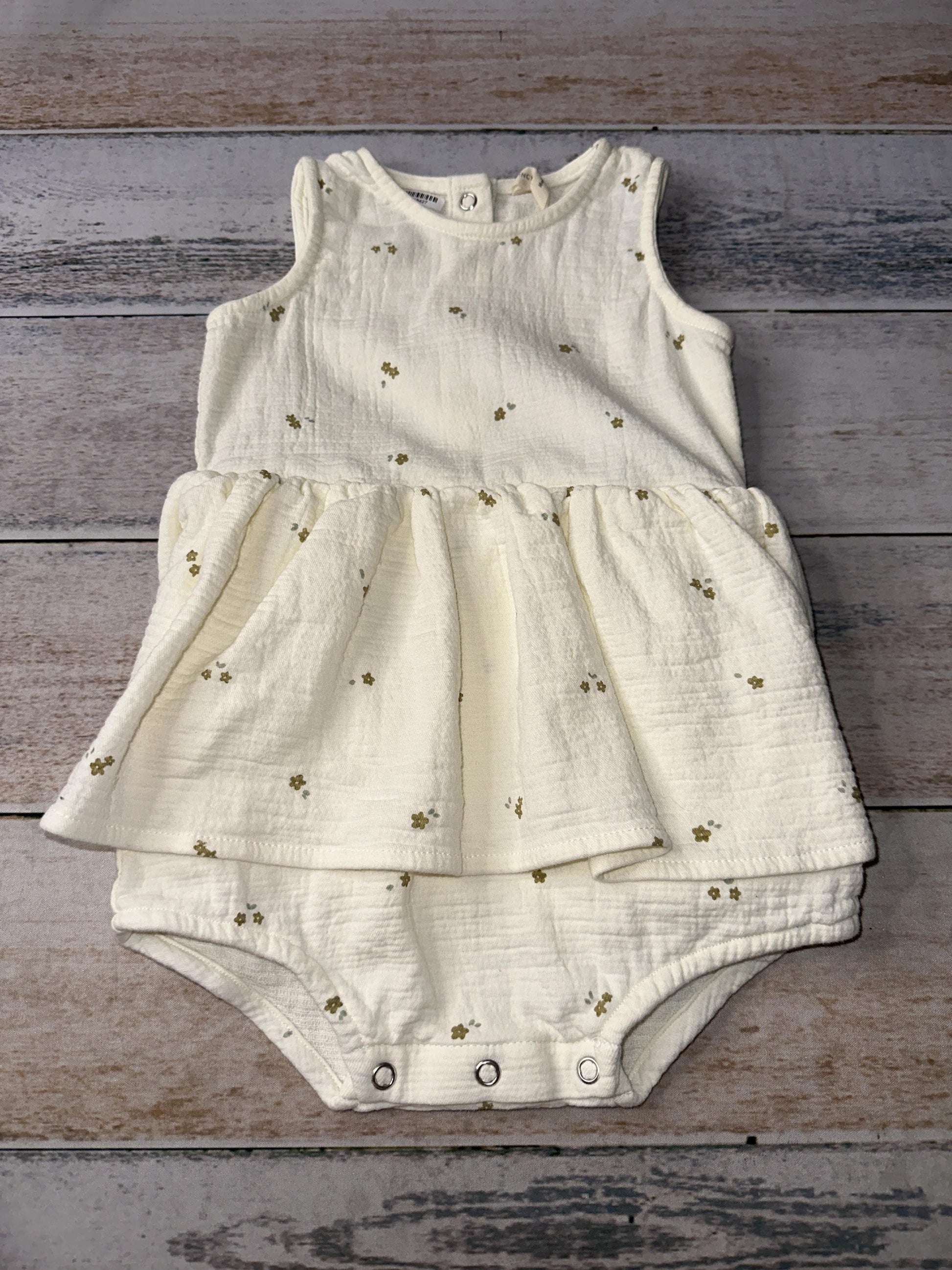 Quincy Mae Girls cream | Flowers Dress Size: 18-24 months cream | Flowers