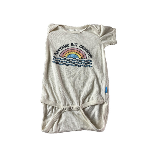 Feather 4 Arrow Unisex cream | Graphic | Rainbow Onesie Size: 18 months cream | Graphic | Rainbow