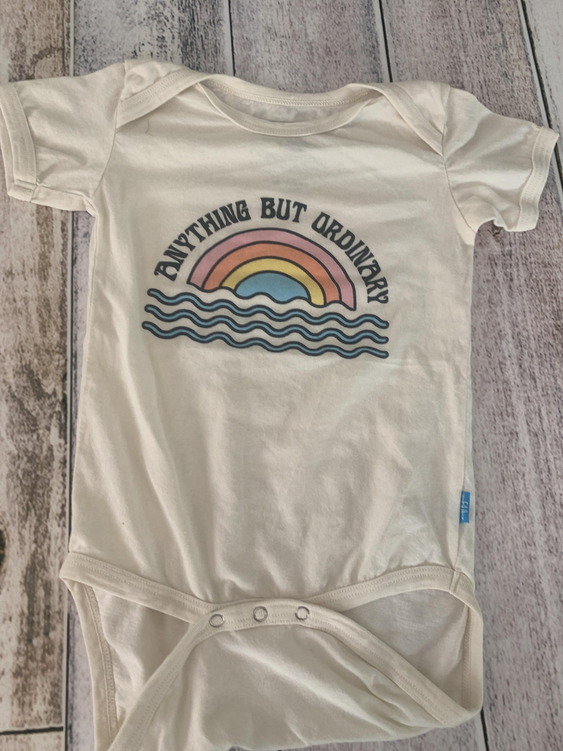 Feather 4 Arrow Girls cream | Graphic Onesie Size: 18 months cream | Graphic