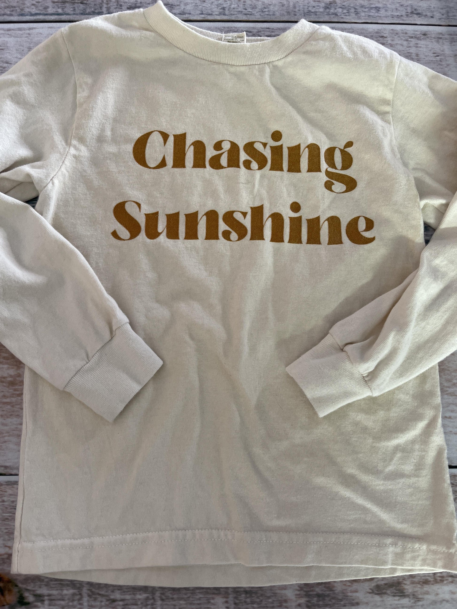 Jessica Simpson Unisex cream | Graphic Long Sleeve T-Shirt Size: 4T cream | Graphic