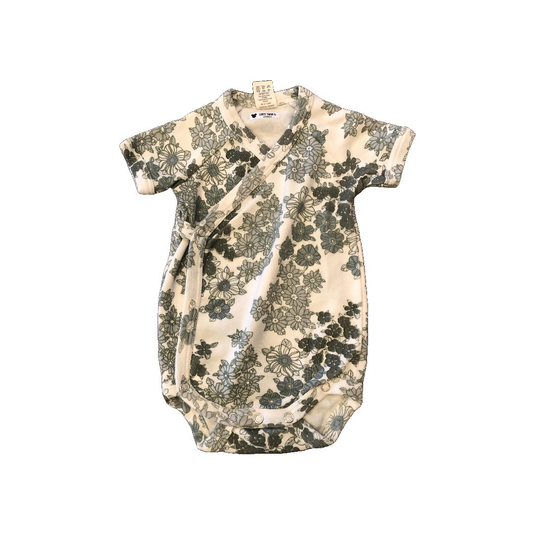 Kate Quinn Girls cream | green | Flowers Onesie Size: 3-6 months cream | green | Flowers
