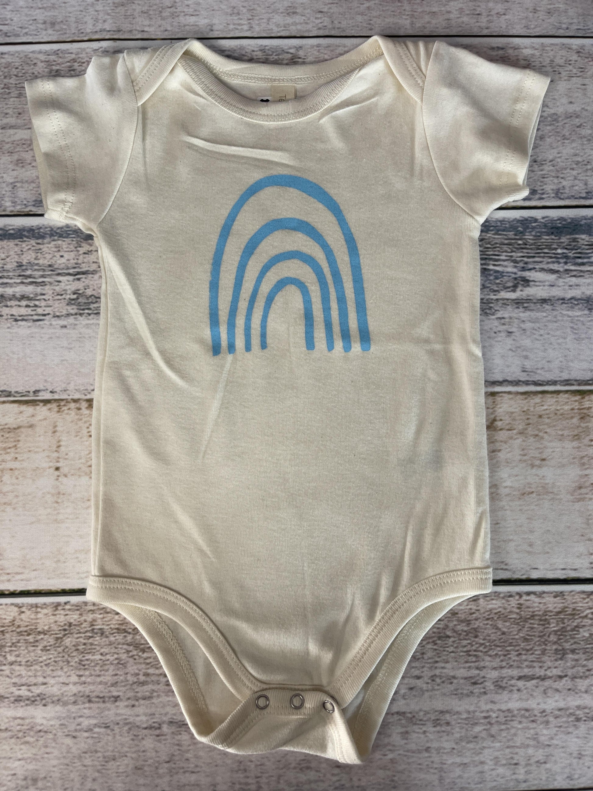 Tenth + Pine Unisex cream | Light Blue Onesie Size: 12-18 months cream | Light Blue