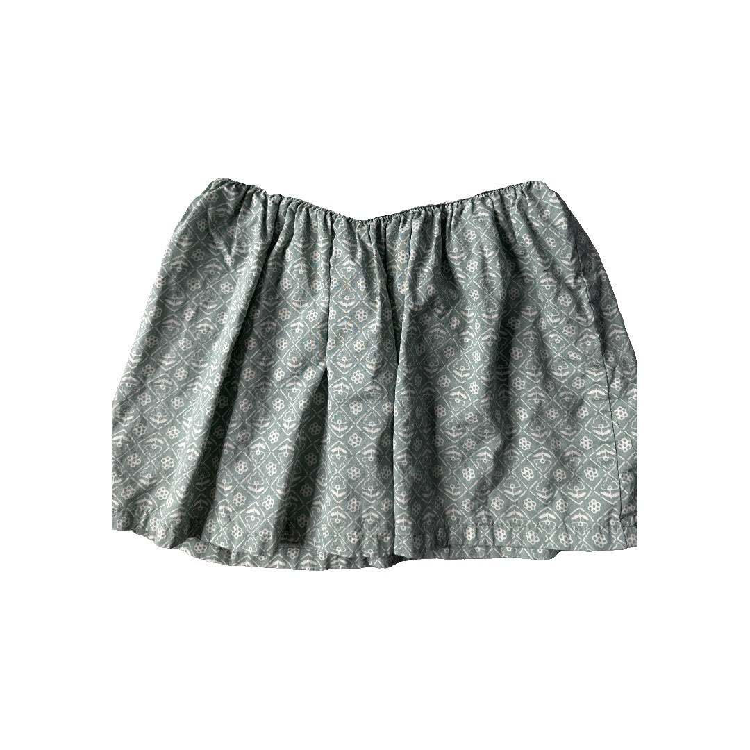 Carters Girls cream | light green Dress Size: 6-9 months cream | light green