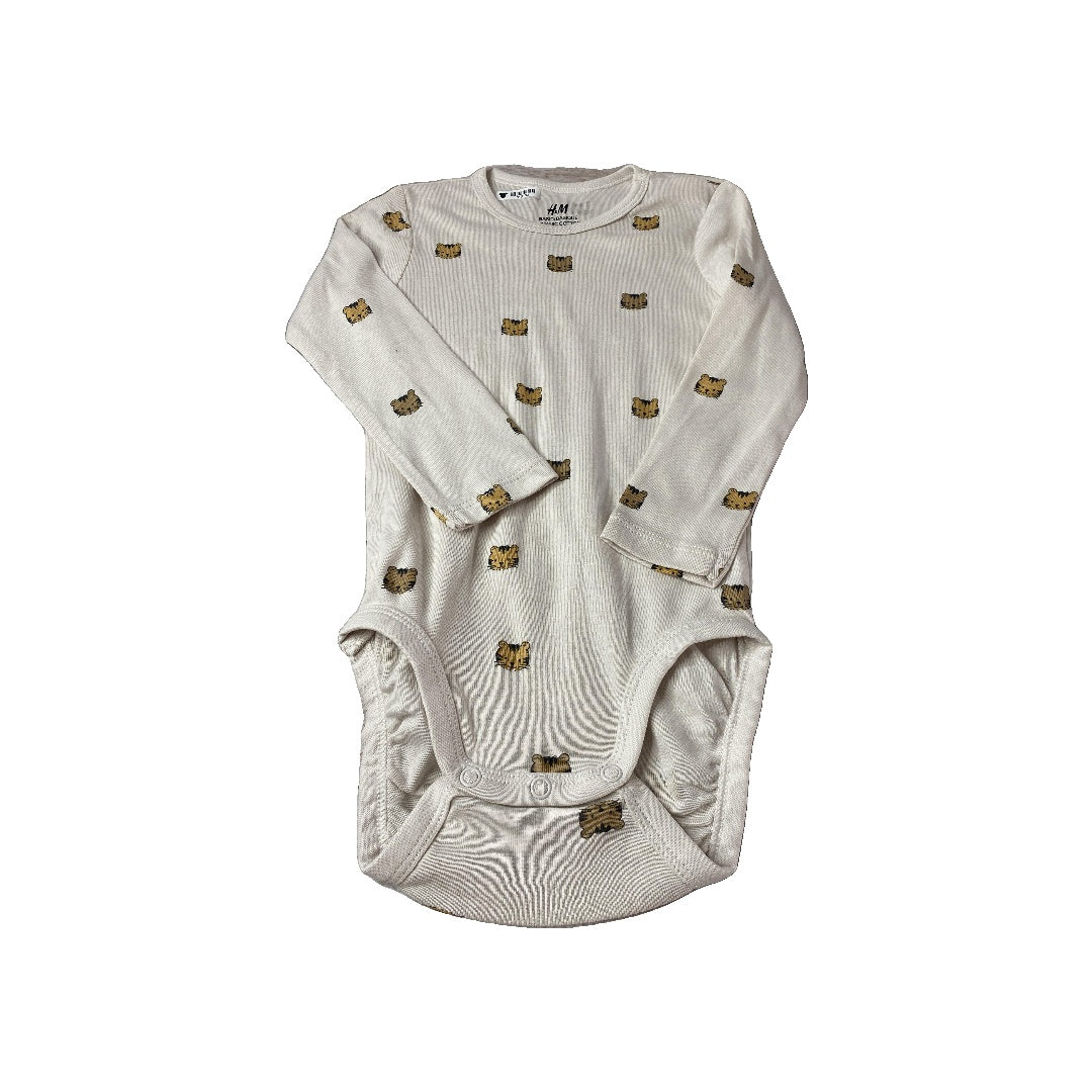 H&M Unisex cream | lions Onesie Size: 18 months cream | lions