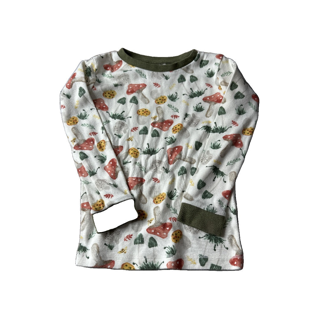 Burt's Bees Boys cream | Mushrooms Pajamas Size: 4T cream | Mushrooms