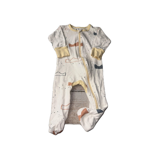 Cat & Dogma Unisex cream | Pattern Pajamas Size: 3-6 months cream | Pattern