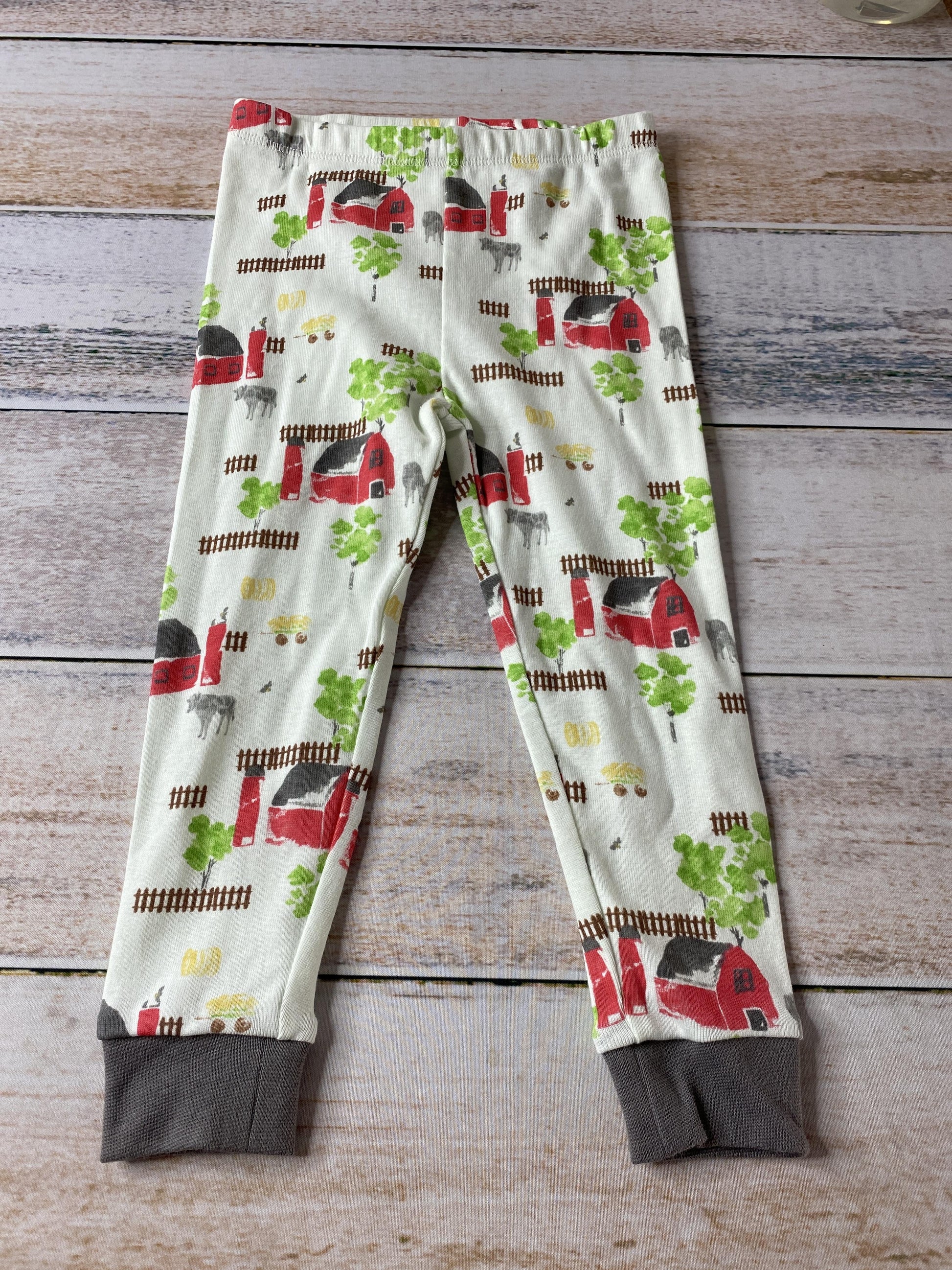 Burt's Bees Unisex cream | Red | green Pajamas Size: 2T cream | Red | green