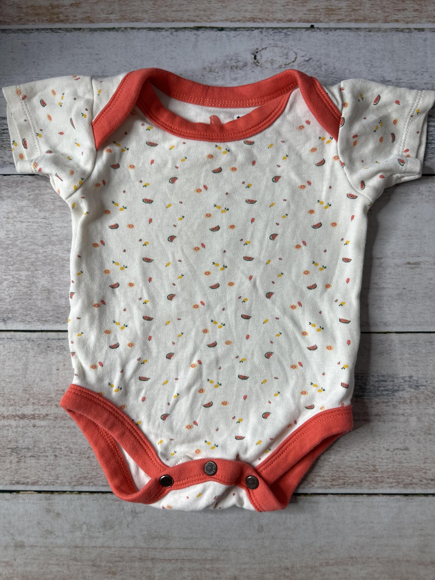 Finn + Emma Unisex cream | Red | Yellow Onesie Size: 0-3 months cream | Red | Yellow