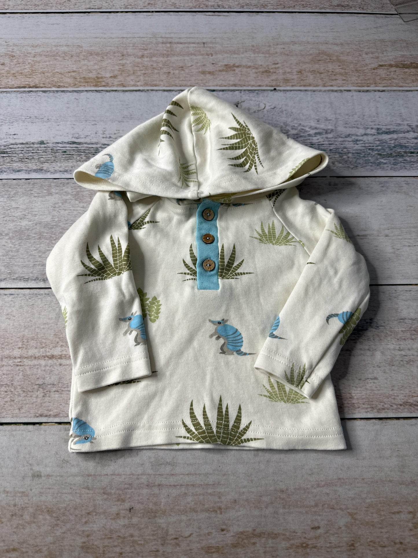 Cat & Dogma Boys cream | Sage Long Sleeve Shirt Size: 3-6 months cream | Sage