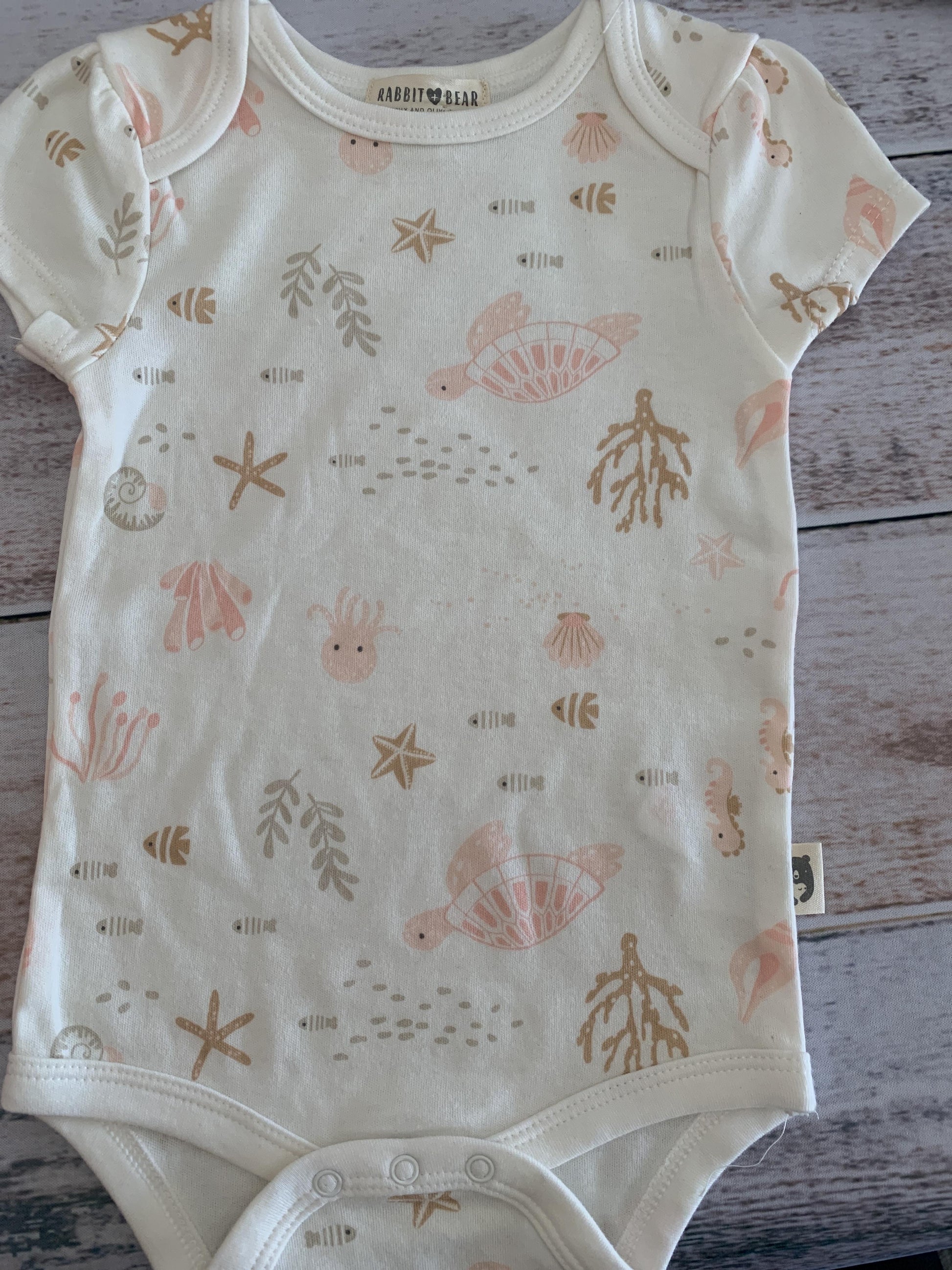 Rabbit Bear Girls cream | Sea Animals Onesie Size: 6-9 months cream | Sea Animals