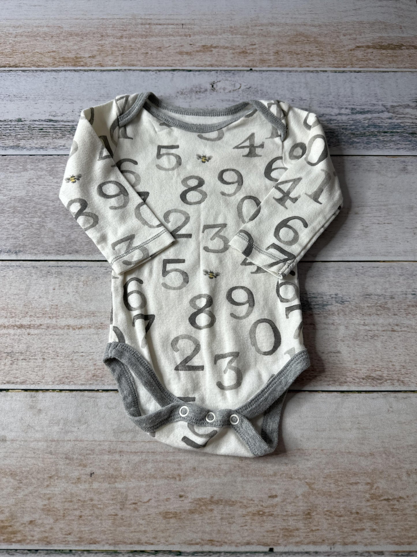 Burt's Bees Unisex cream | Text Onesie Size: 0-3 months cream | Text