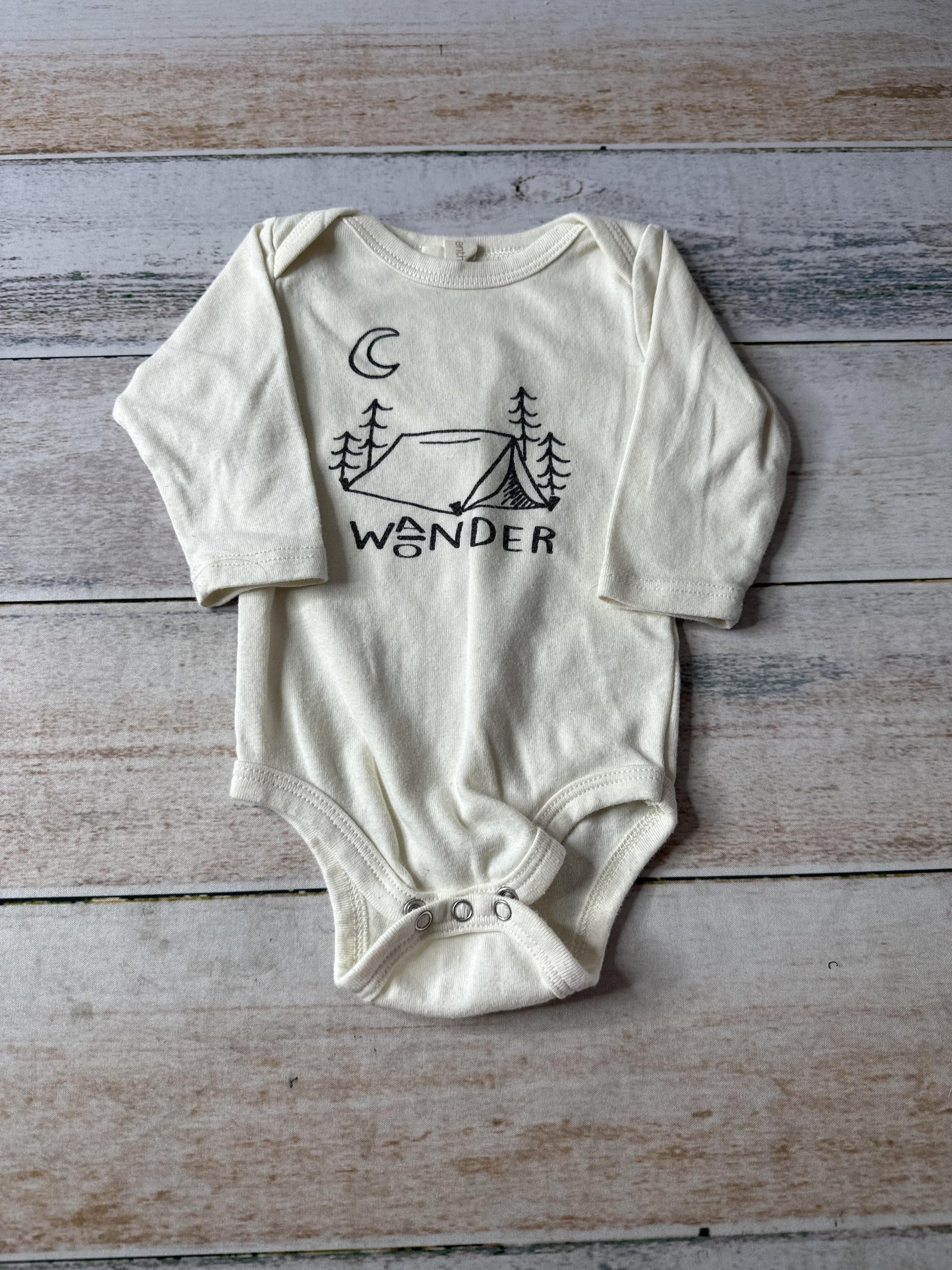 Tenth + Pine Unisex cream | Text Onesie Size: 3-6 months cream | Text