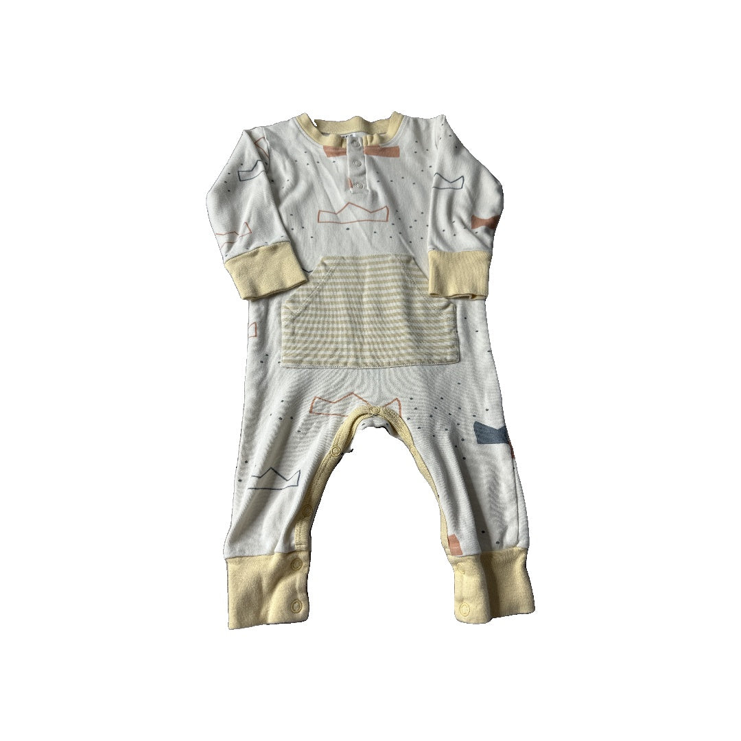Cat & Dogma Unisex cream | Yellow Long Sleeve Outfit Size: 6-12 months cream | Yellow
