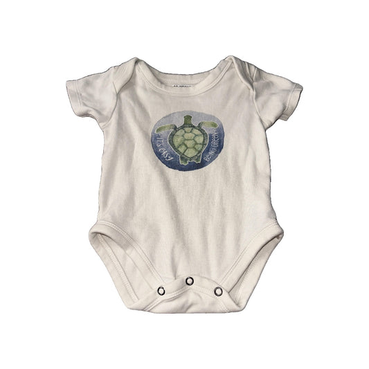 Finn + Emma Unisex cream Onesie Size: 3-6 months cream