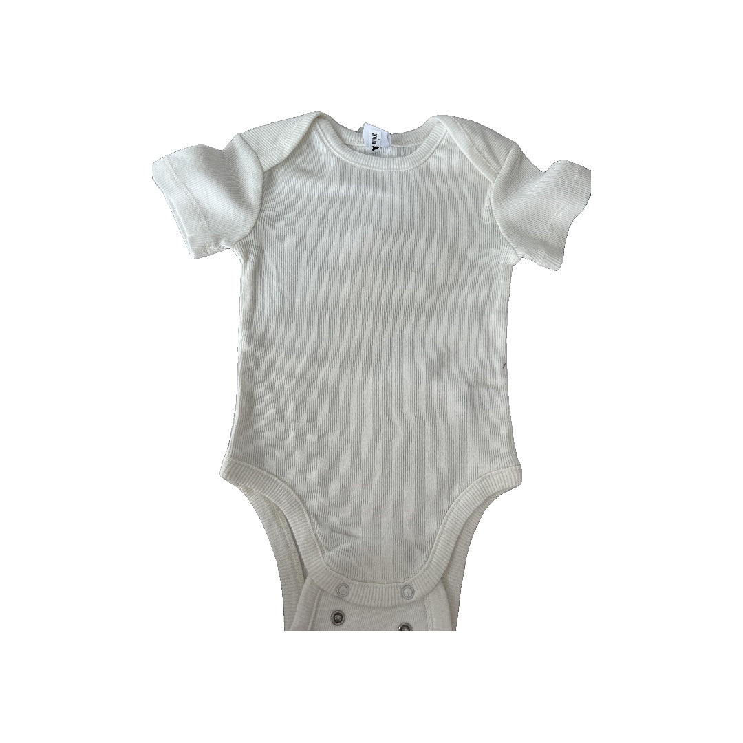 Nordstrom Unisex cream Onesie Size: 9-12 Months cream