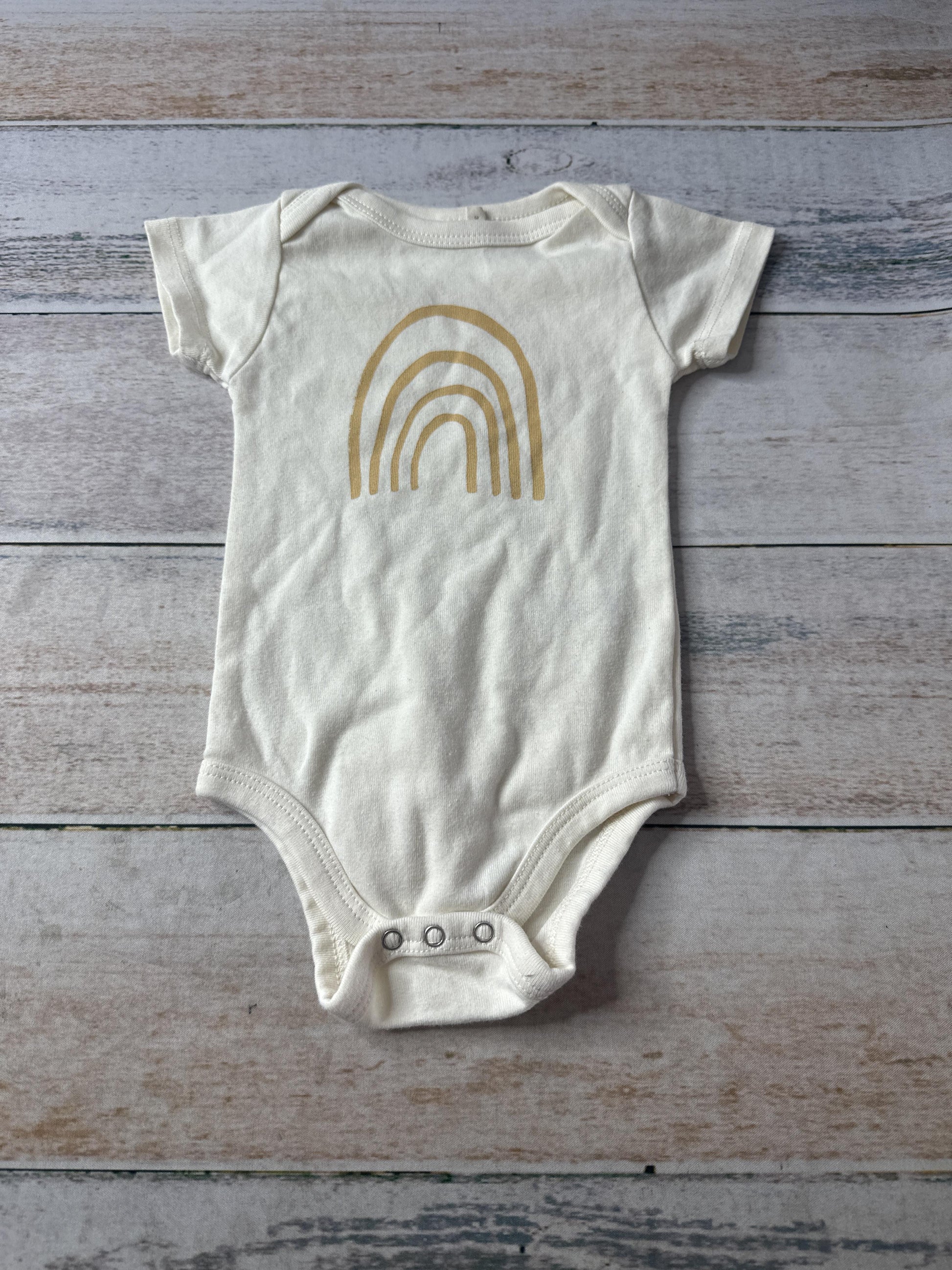 Tenth + Pine Unisex cream Onesie Size: 3-6 months cream