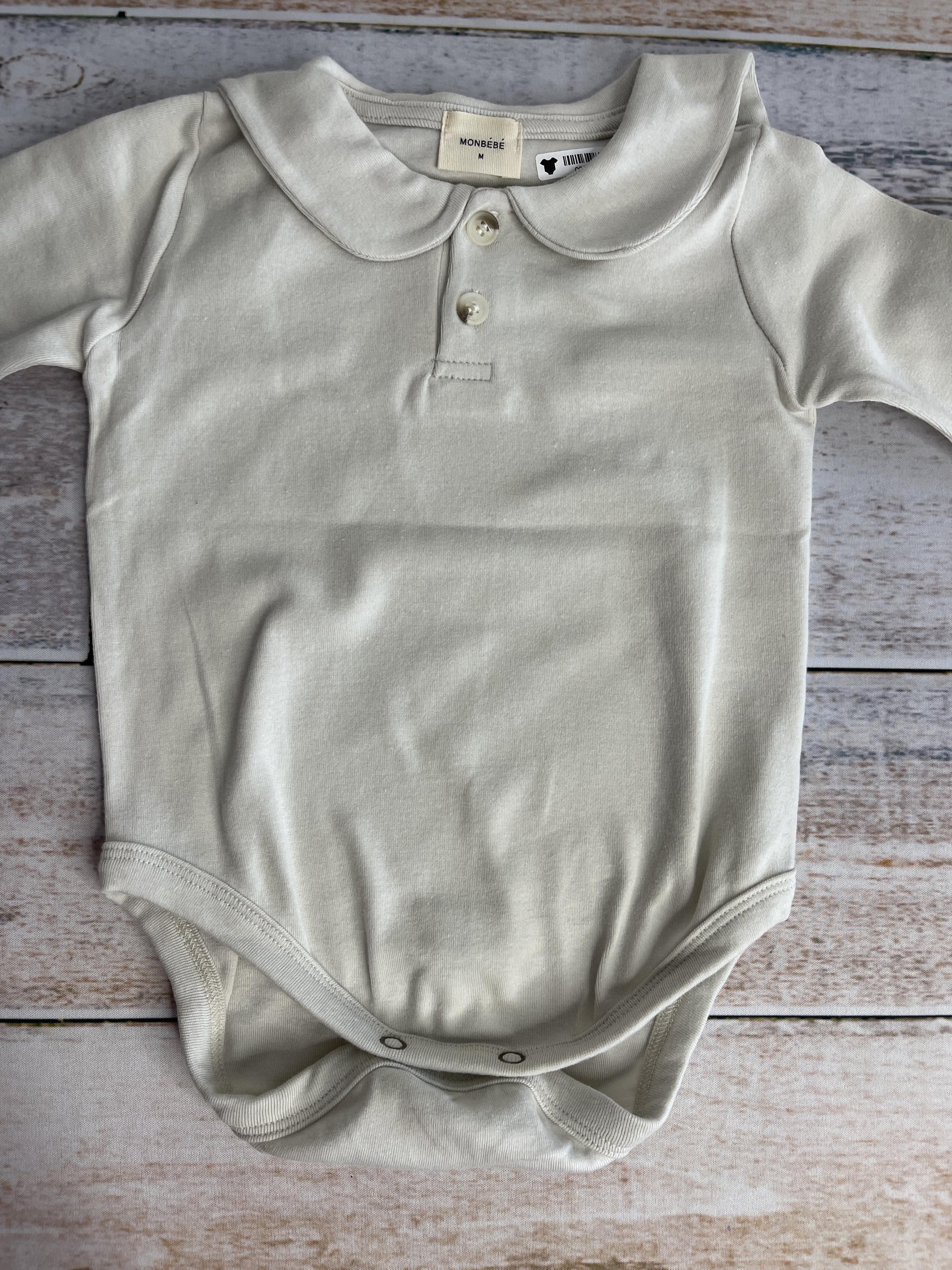 Monbebe Boys cream Onesie Size: 6-12 months cream