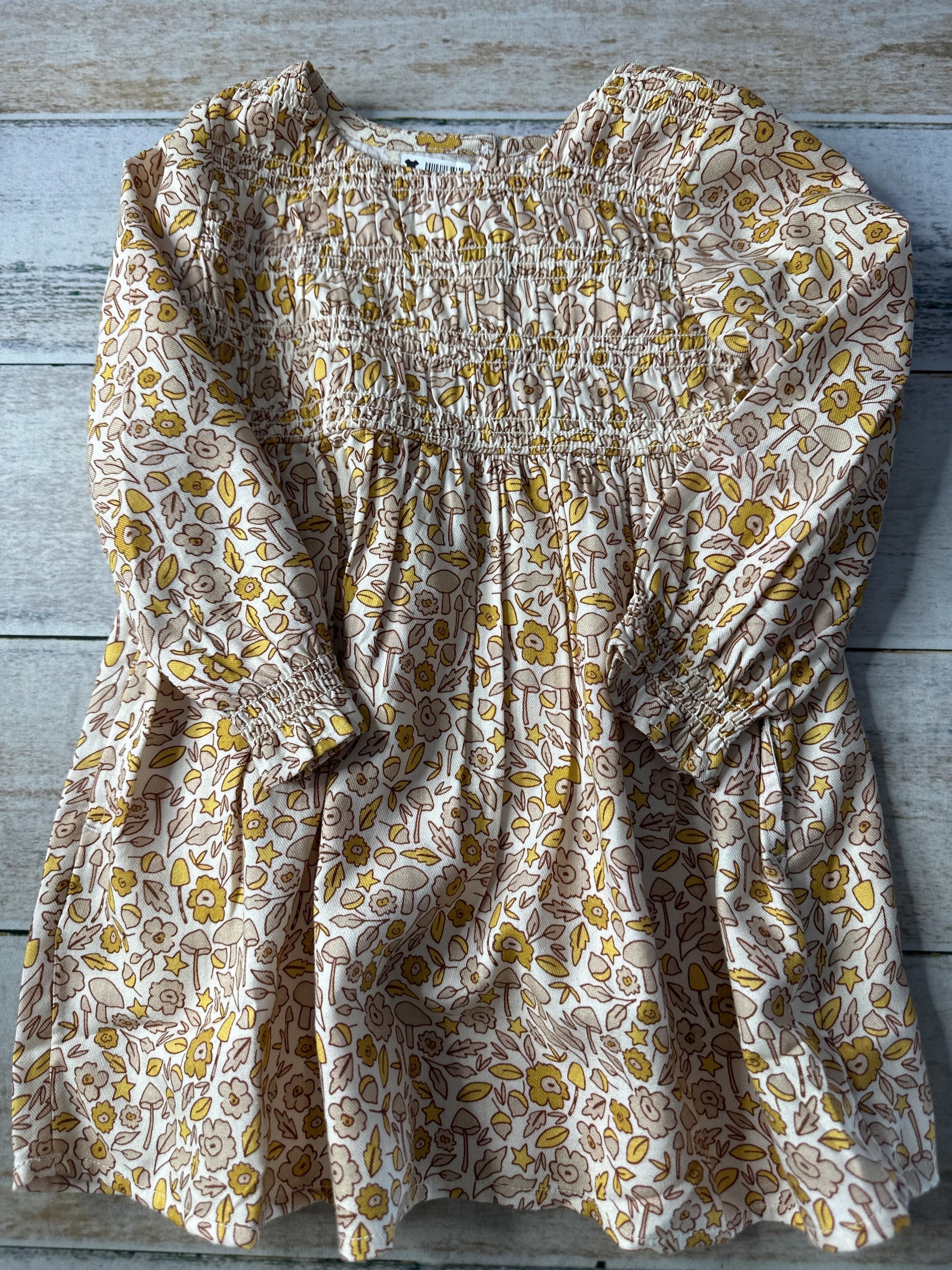 Cat & Jack Girls cream Dress Size: 2T cream