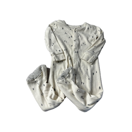 Colored Organics Unisex cream Pajamas Size: 6-12 months cream