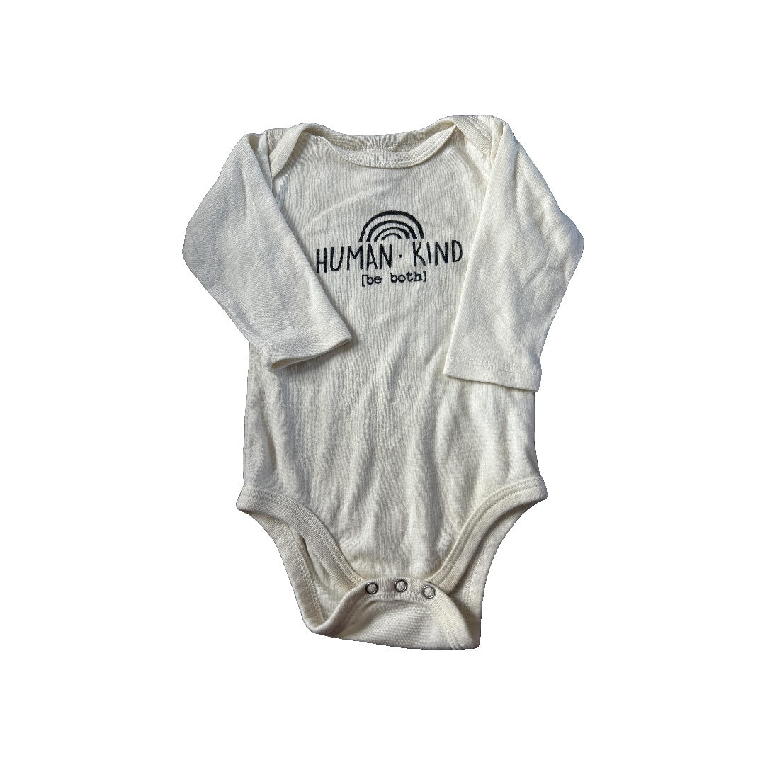 Unisex cream Long Sleeve T-Shirt Size: 3-6 months cream