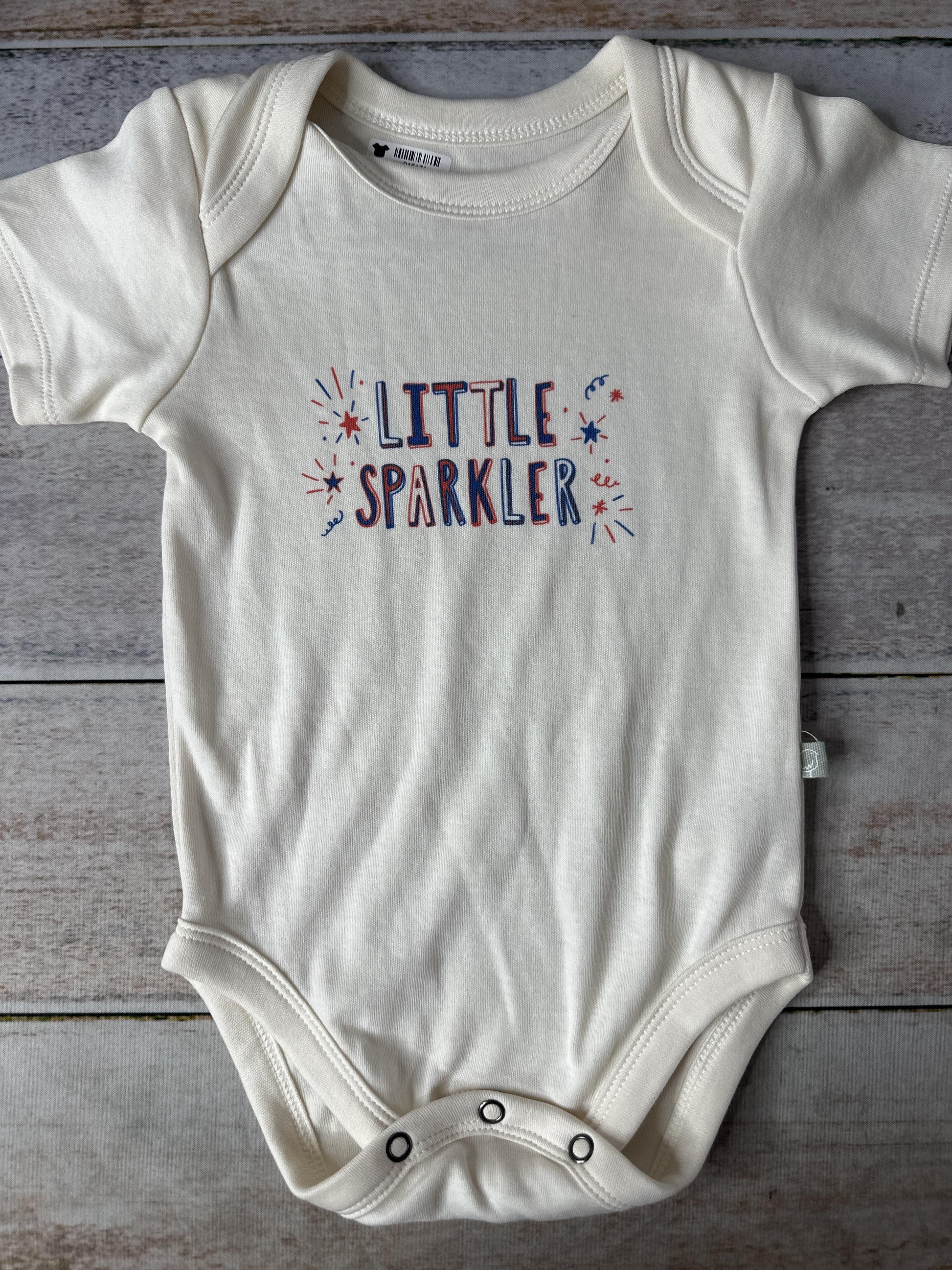 Finn + Emma Unisex cream Onesie Size: 6-9 months cream