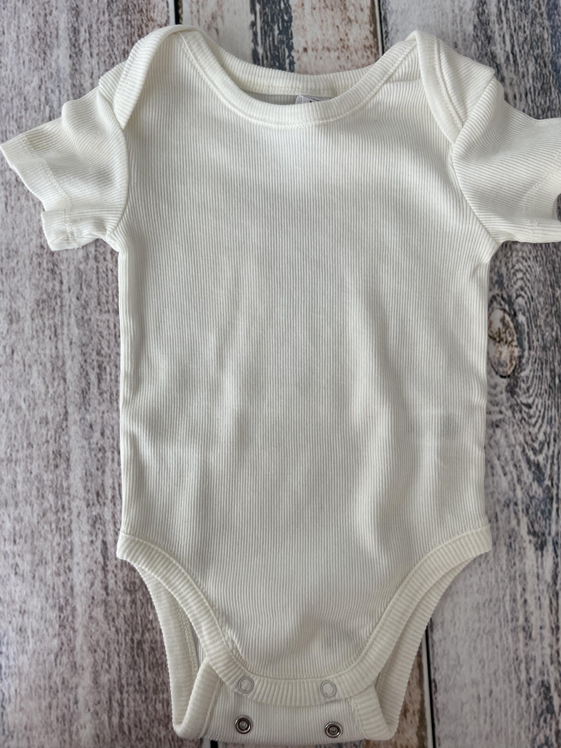 Nordstrom Unisex cream Onesie Size: 9-12 Months cream