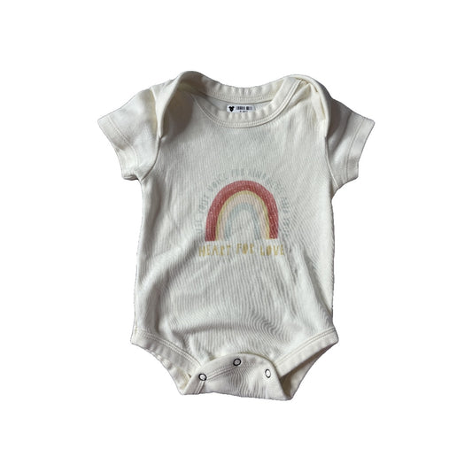 Finn + Emma Unisex cream Onesie Size: 3-6 months cream