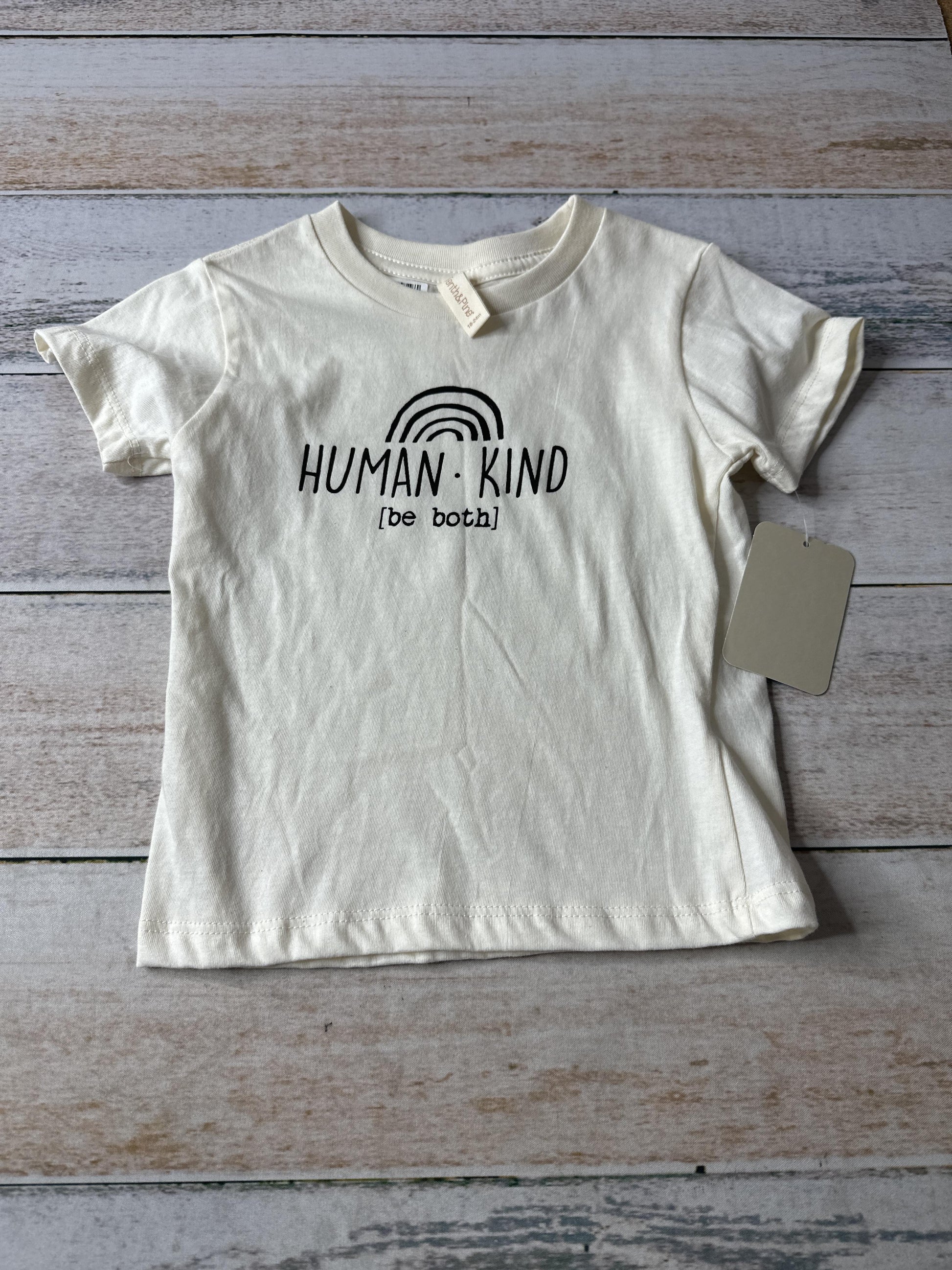 Tenth + Pine Unisex cream T-Shirt Size: 18-24 months cream