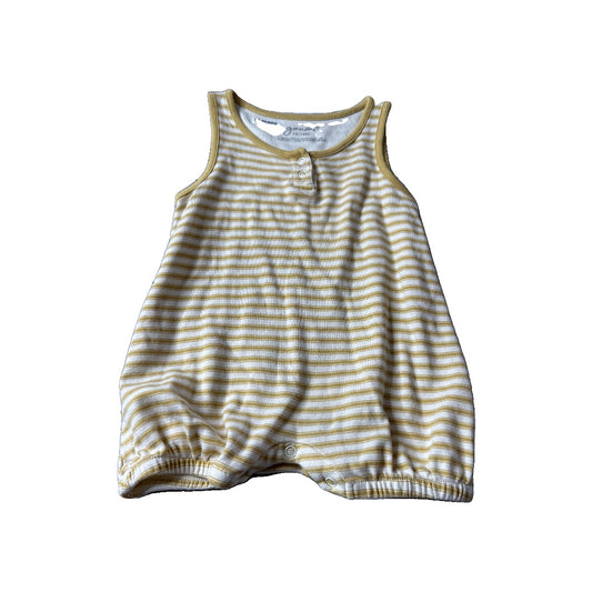 Colored Organics Unisex cream Romper Size: 12-18 months cream