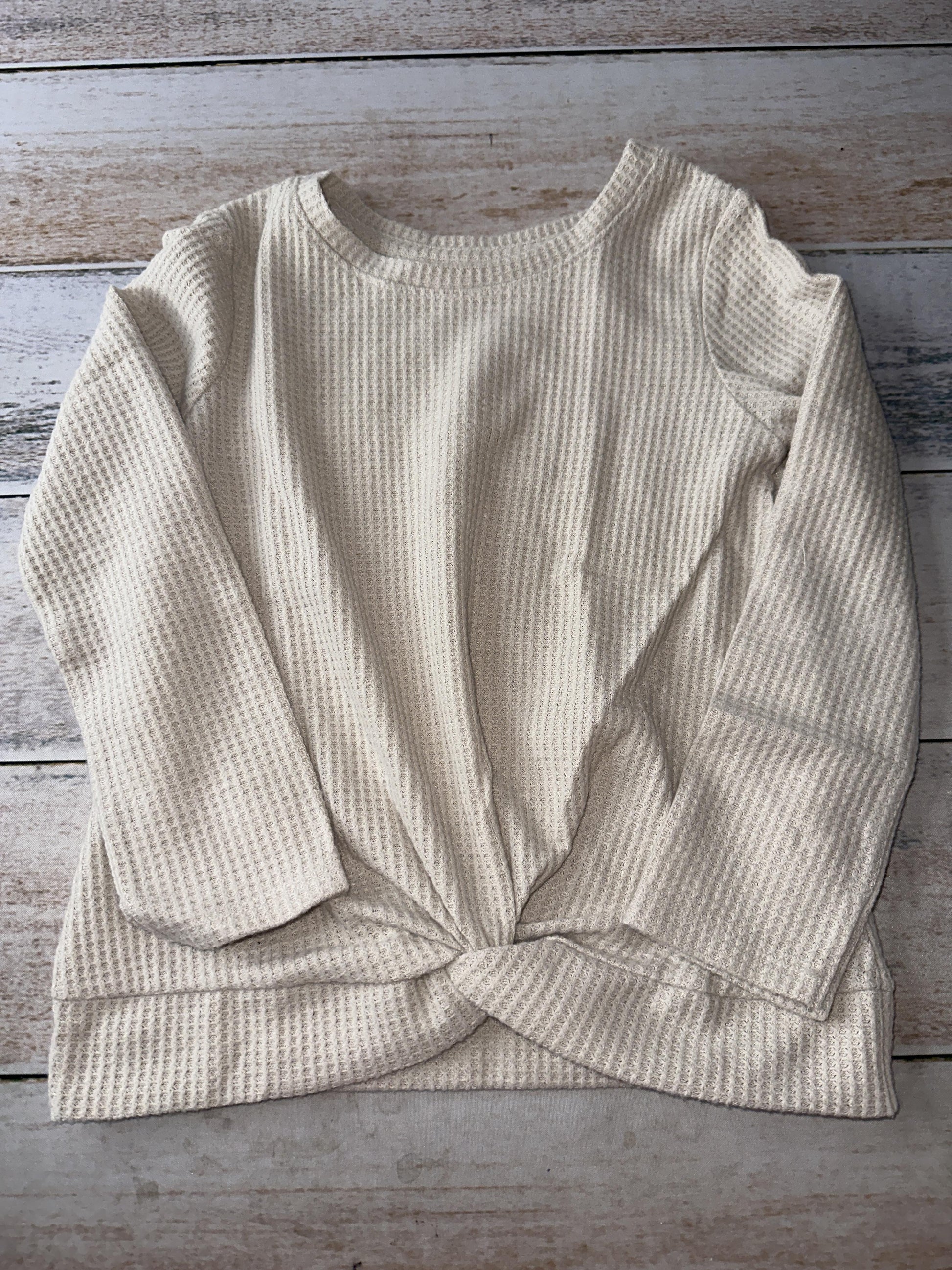Cat & Jack Girls cream Long Sleeve Shirt Size: 5T cream