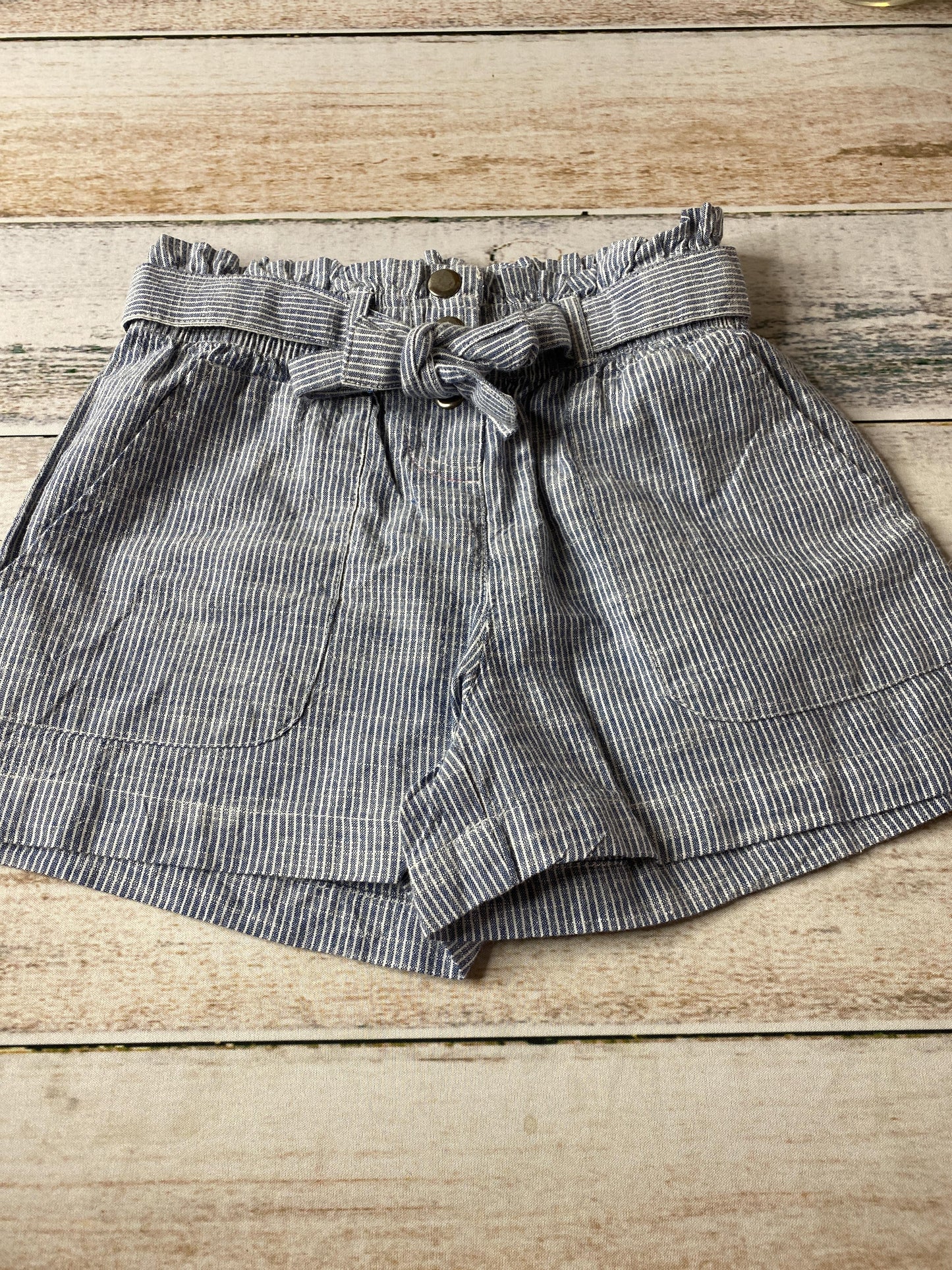 Japna Kids Girls Denim | White | Striped Shorts Size: 7 Denim | White | Striped