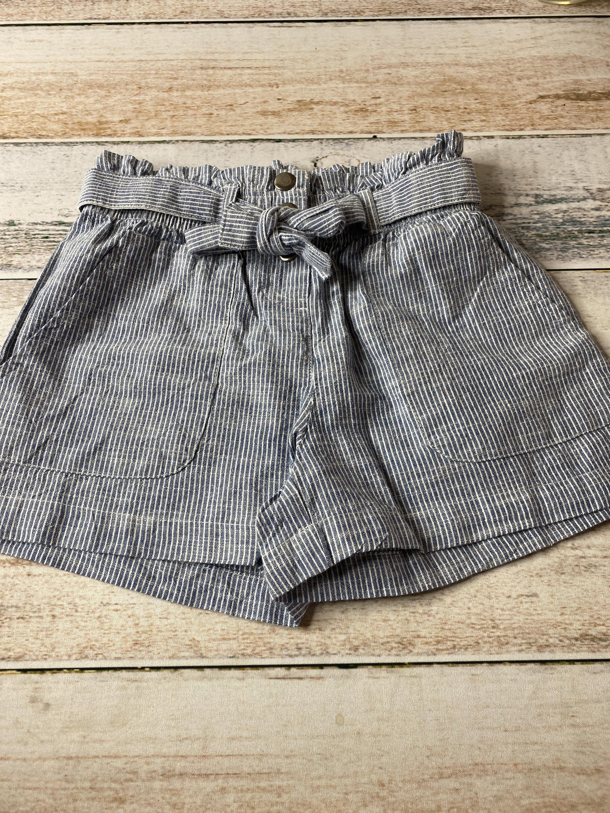Japna Kids Girls Denim | White | Striped Shorts Size: 7 Denim | White | Striped