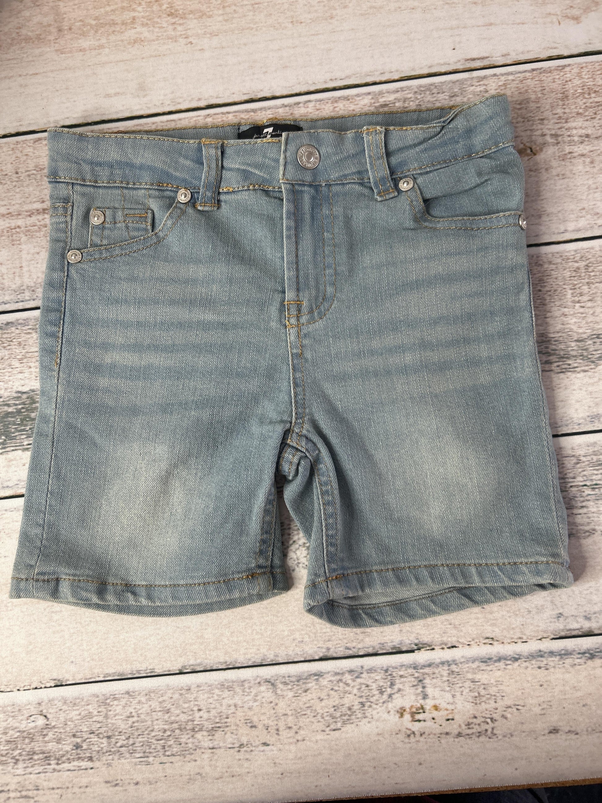 Unisex Denim Shorts Size: 4T Denim