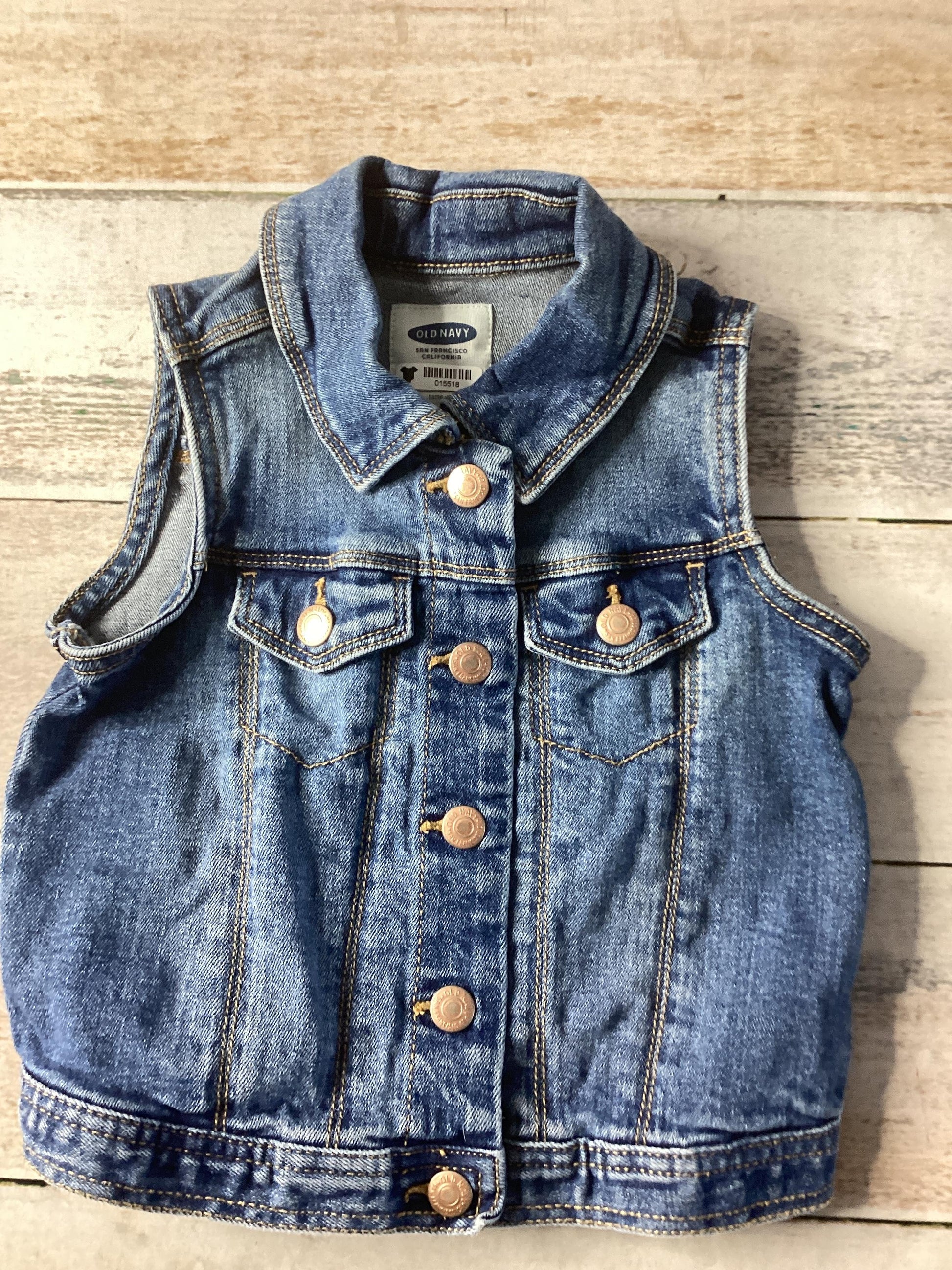 Old Navy Girls Denim Vest Size: 4T Denim