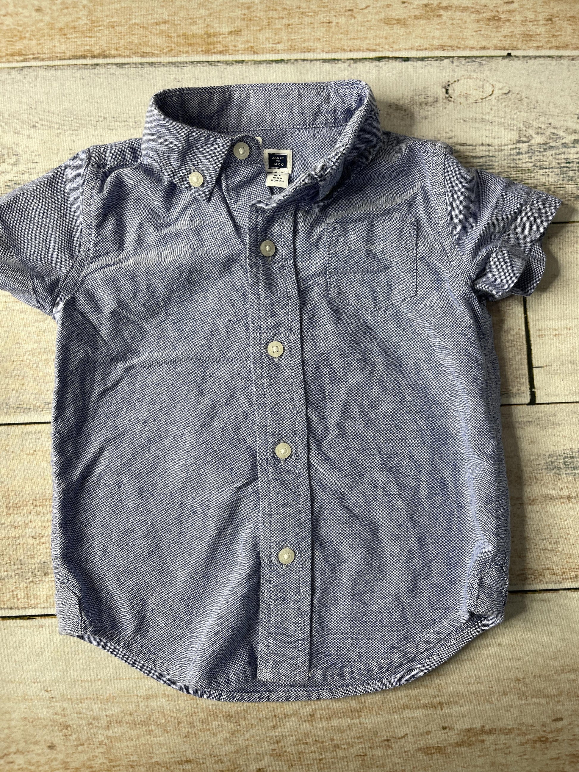 Janie and Jack Boys Denim Button Down Short Sleeve Size: 2T Denim