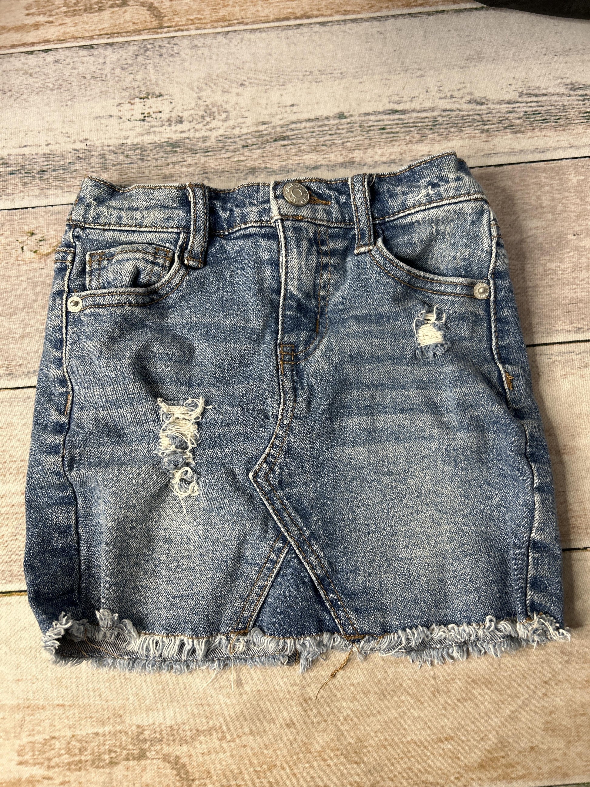 Cat & Jack Girls Denim Skirt Size: 4-5 Years Denim