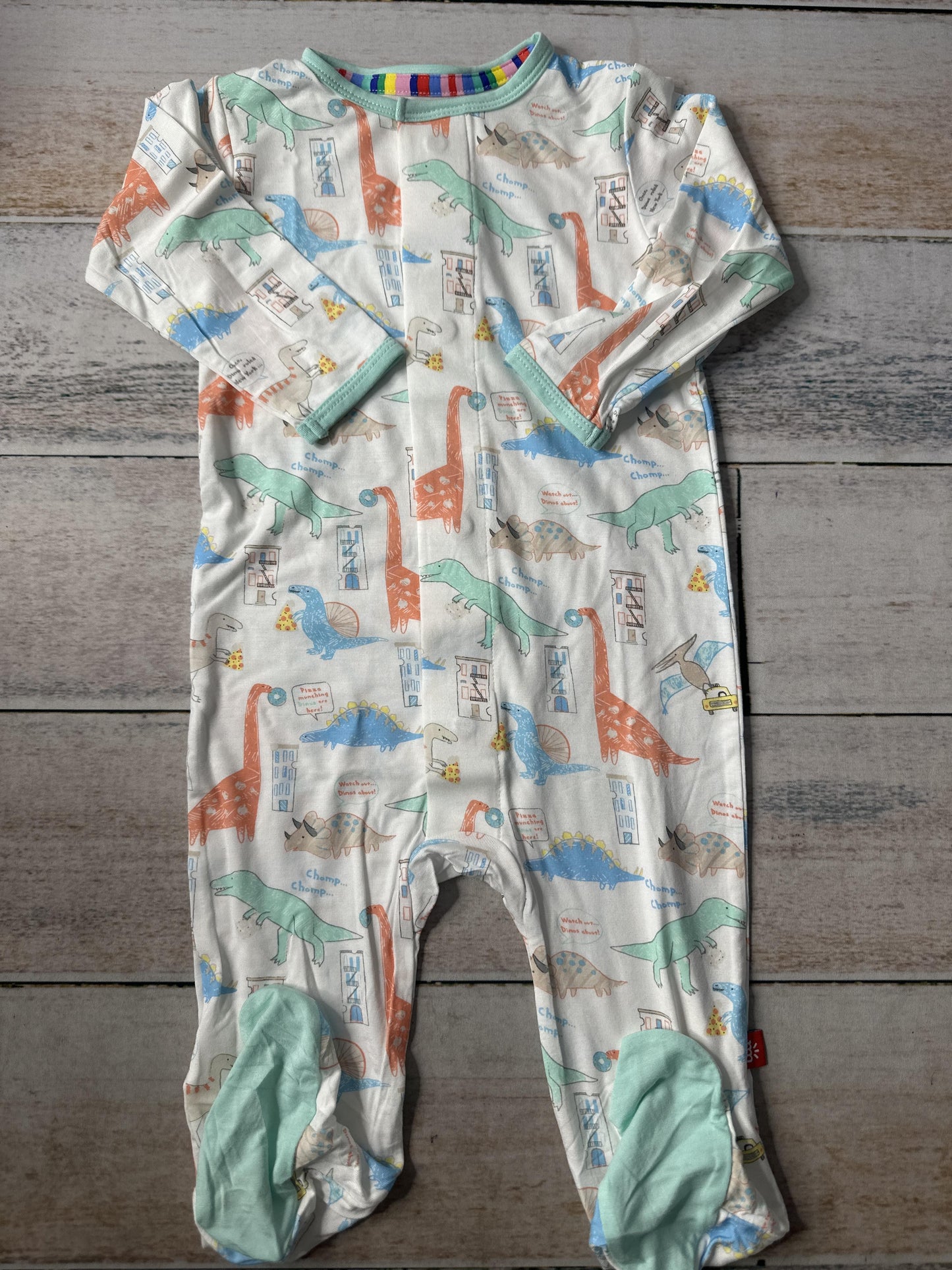 Magnetic Me Unisex Dinosaur | White Pajamas Size: 6-9 months Dinosaur | White
