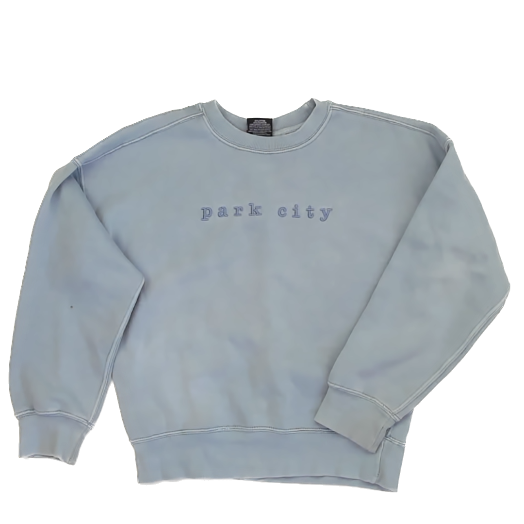 Outfitter Trading Co. Girls Dusty Blue Sweatshirt Size: Medium (6-8 Years) Dusty Blue
