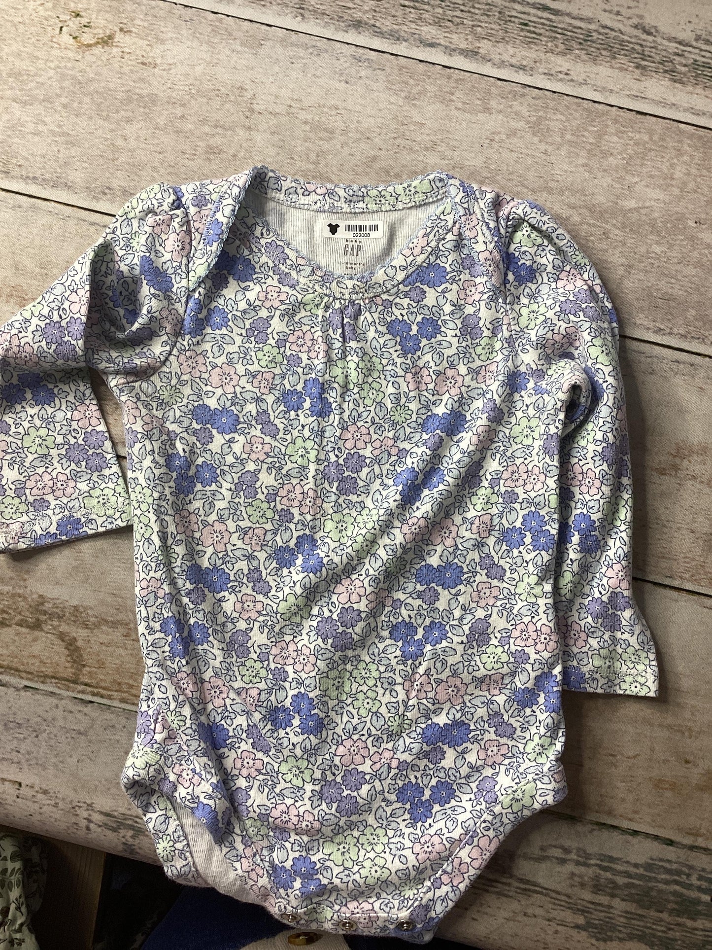 Girls Floral Button Down Short Sleeve Size: 12-18 months Floral